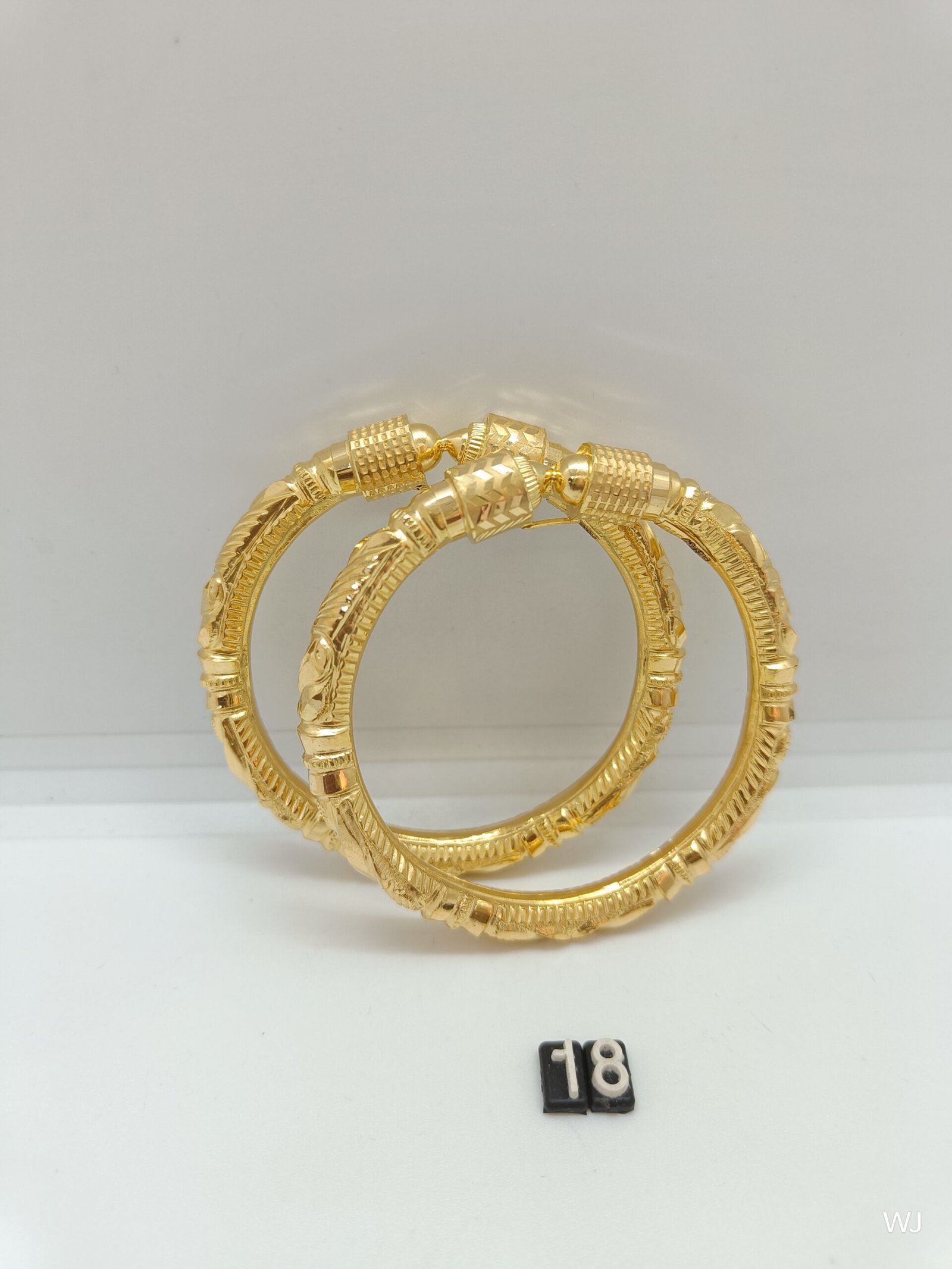 IMG20241118131352.jpg Nakash Bangle - Image 1