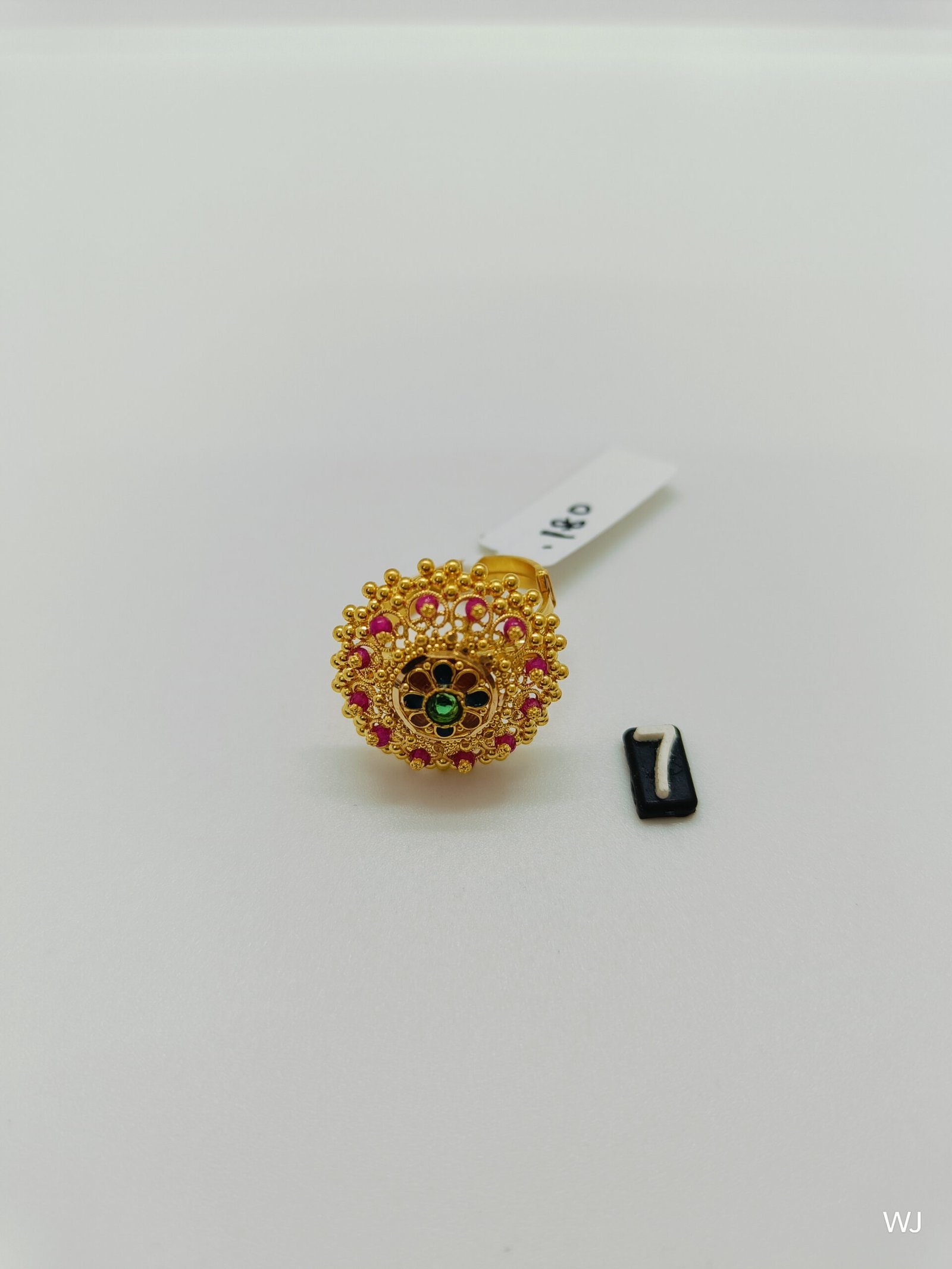 IMG20241206170838.jpg LK - Image 1