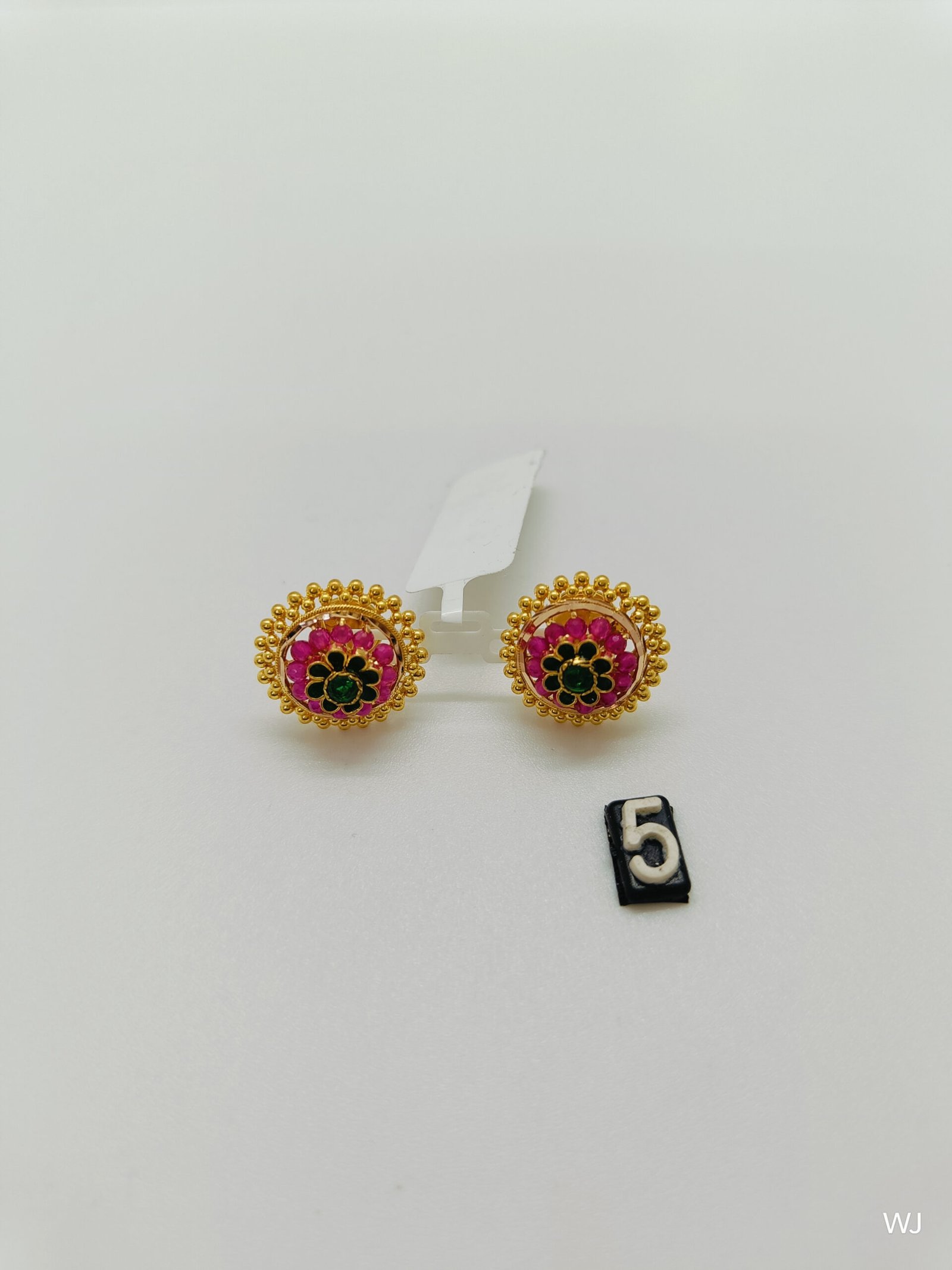 IMG20241206173420.jpg LK - Image 1