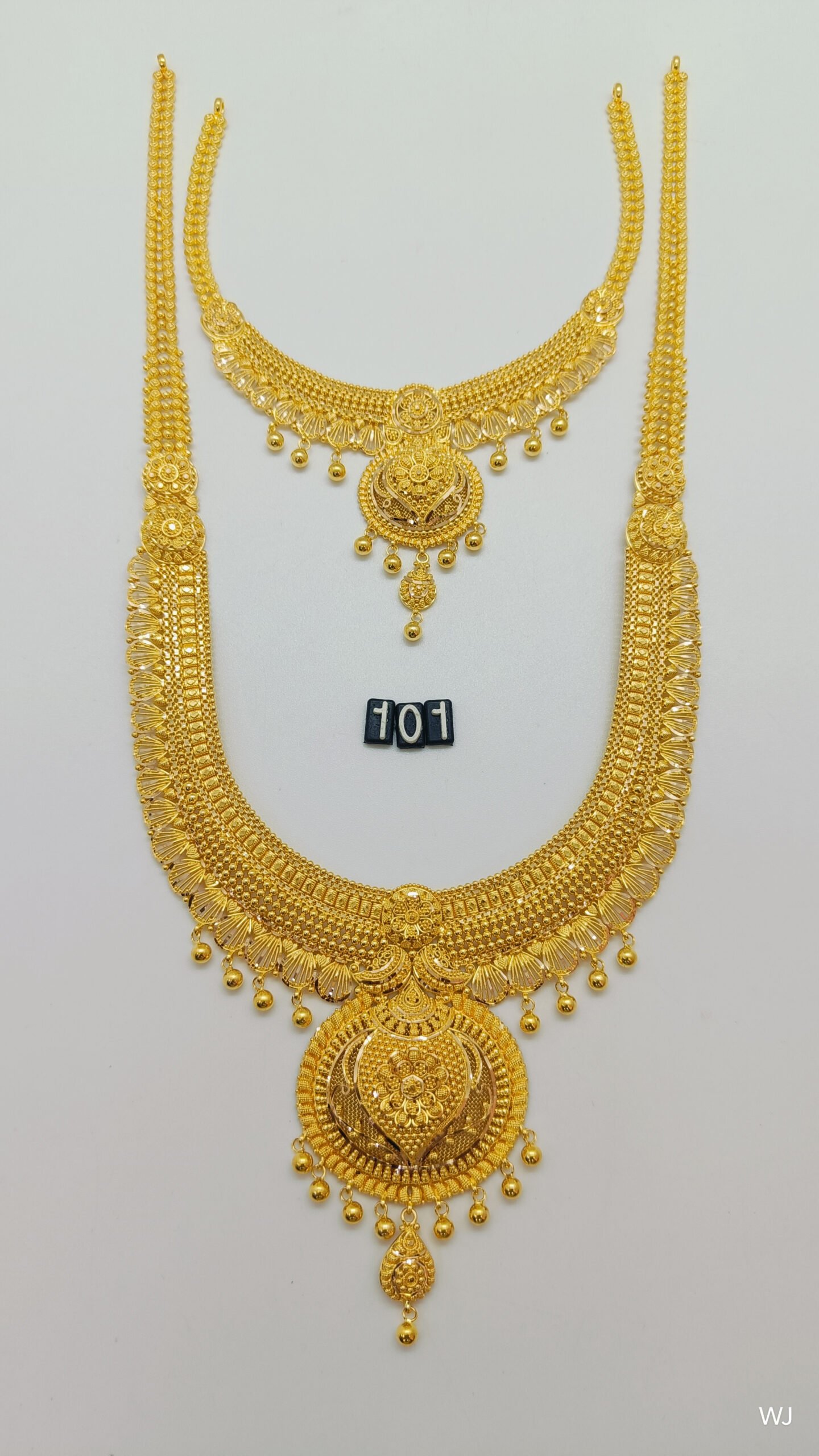 IMG20250211161307.jpg U Bridal - Image 1