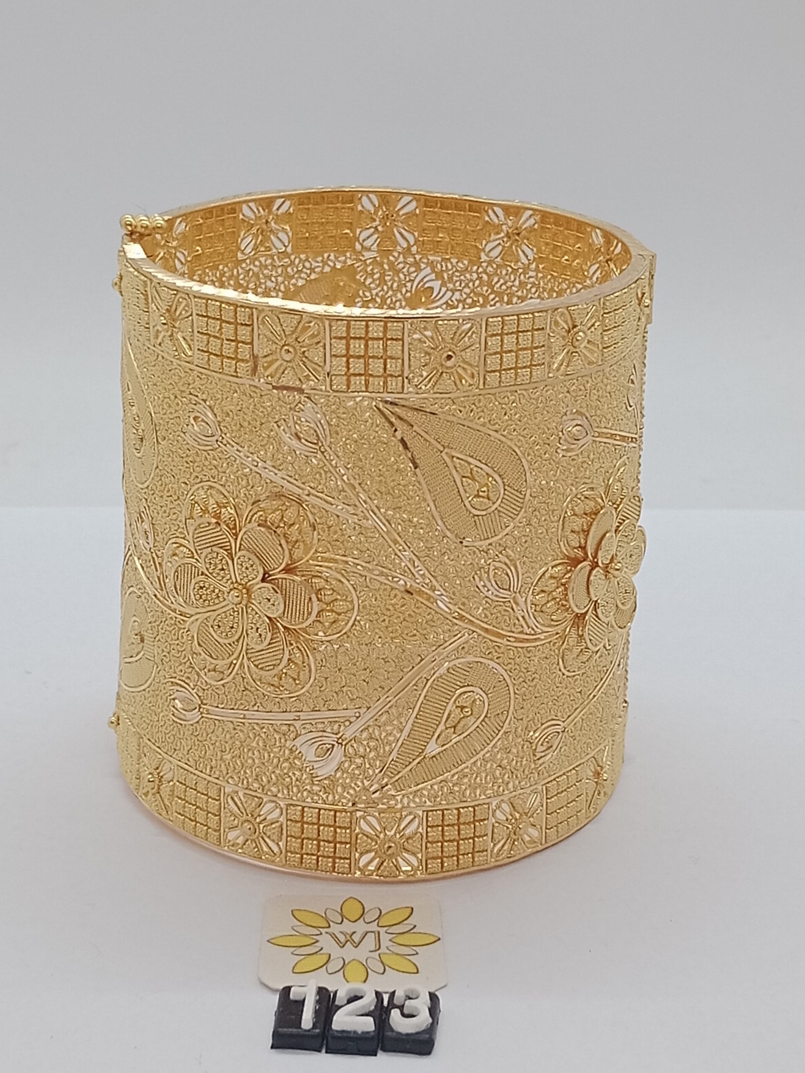 IMG_20230216_122719.jpg Patla - Image 1