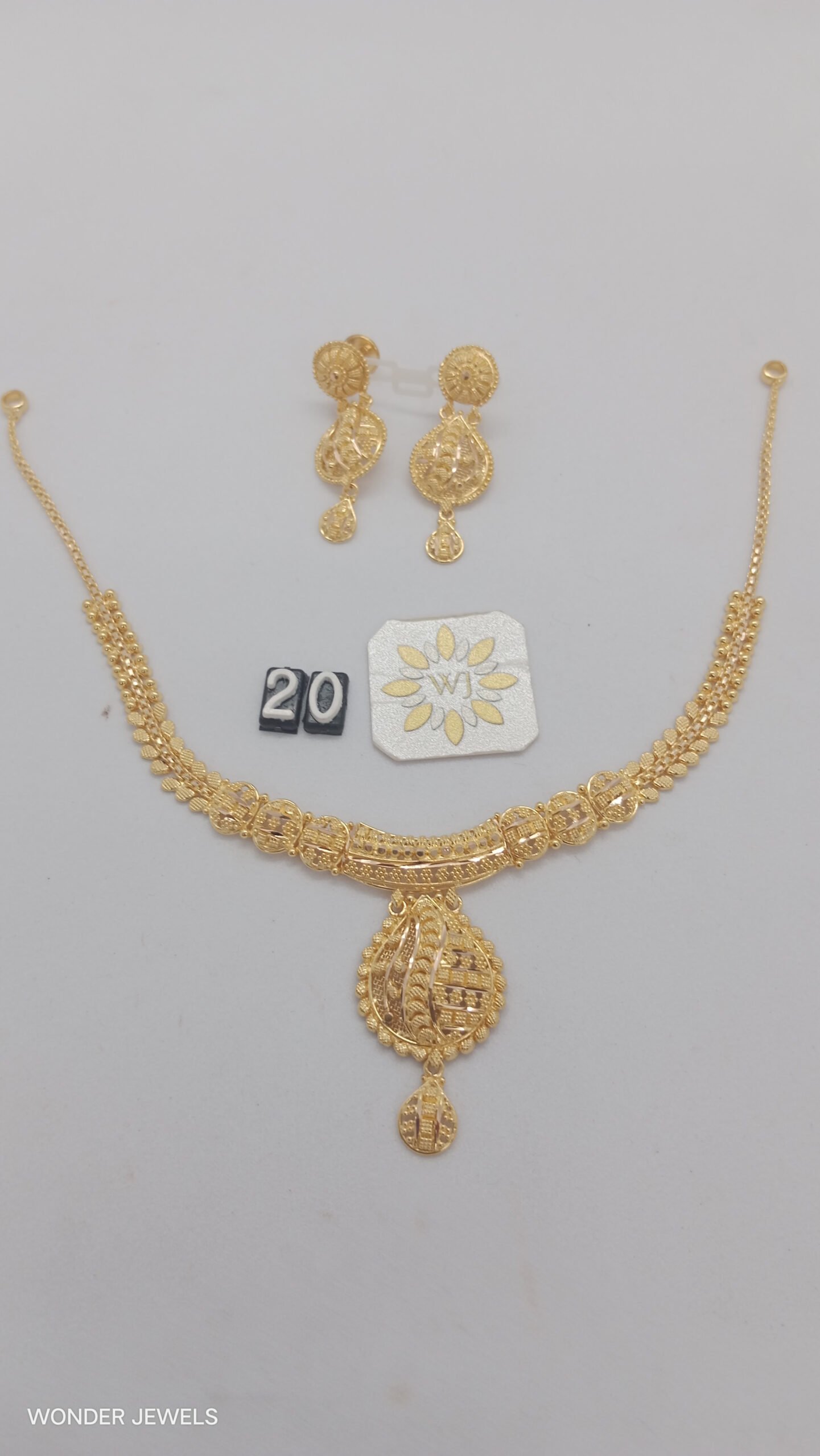 IMG_20230807_142510.jpg Necklace - Image 1