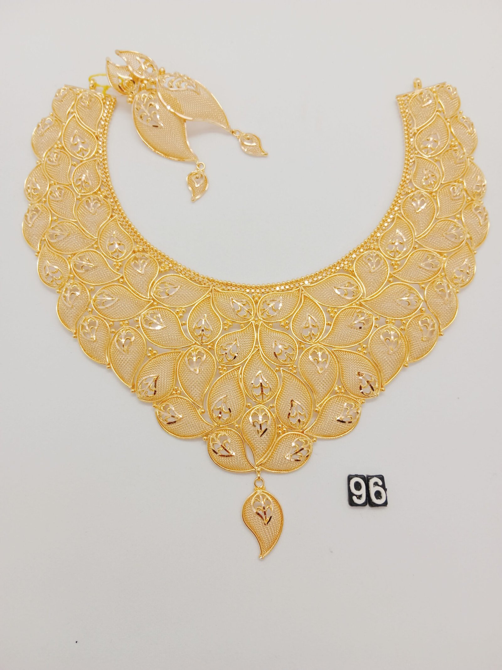 IMG_20231123_181305.jpg Necklace - Image 1