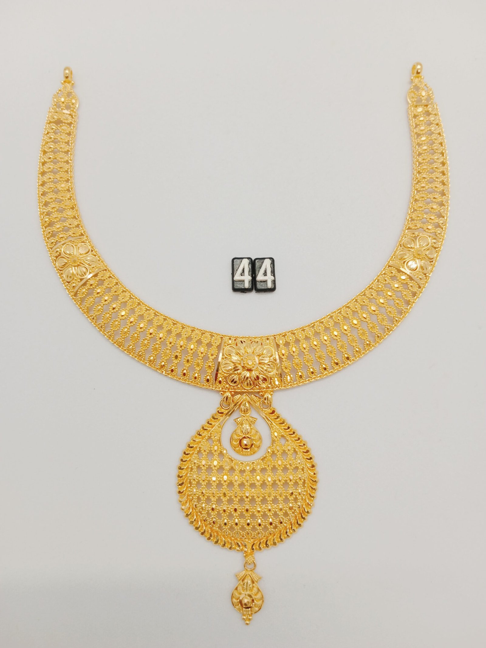 IMG_20240410_190834.jpg Necklace - Image 1