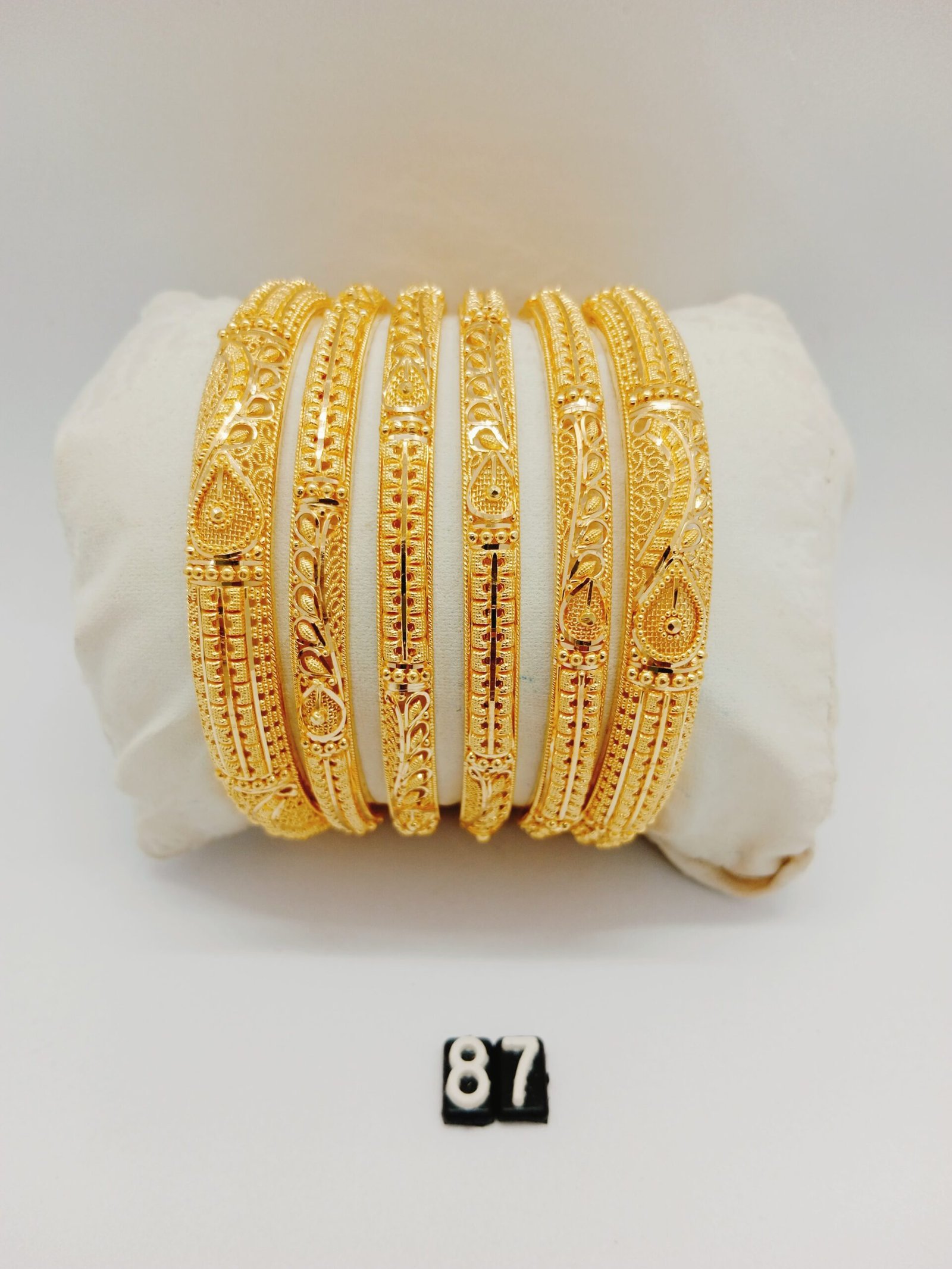 bpbda.jpg Bangles - Image 1