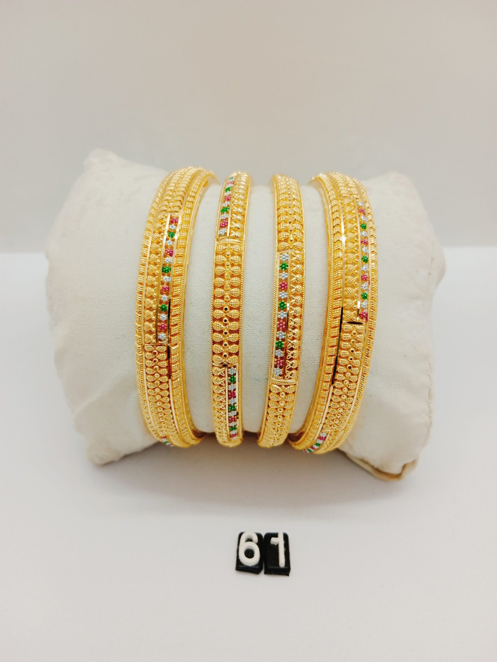 bpblw.jpg Bangles - Image 1