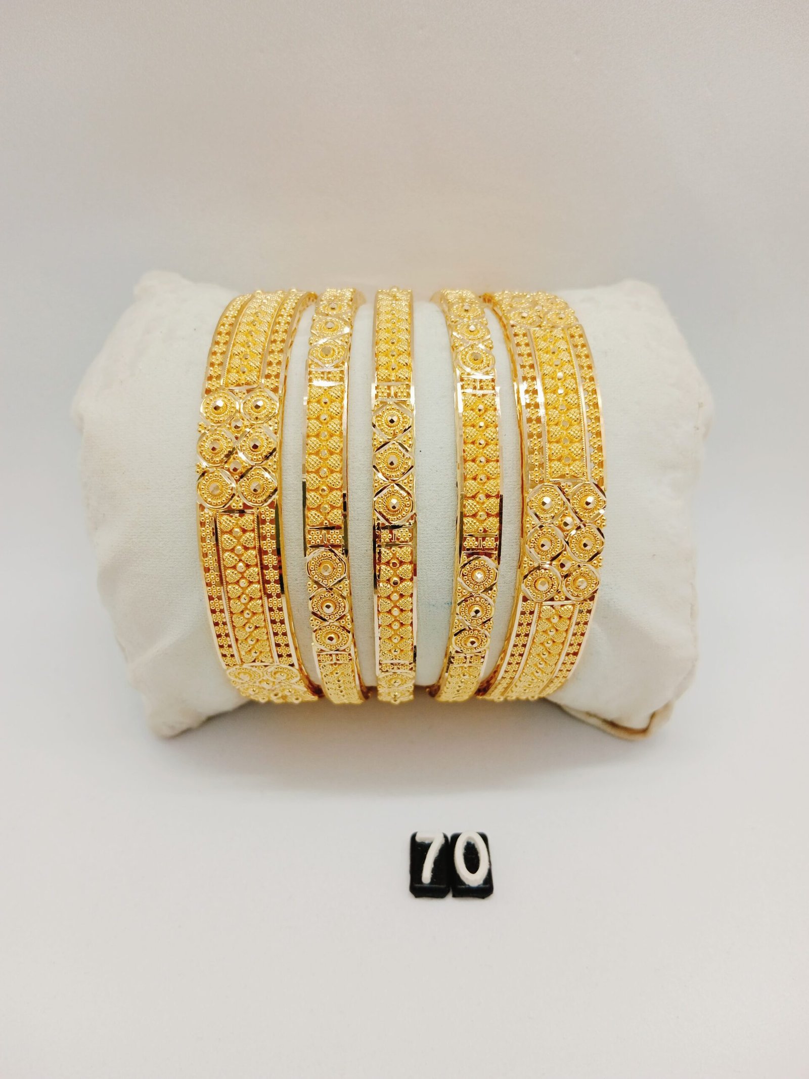 bpblx.jpg Bangles - Image 1