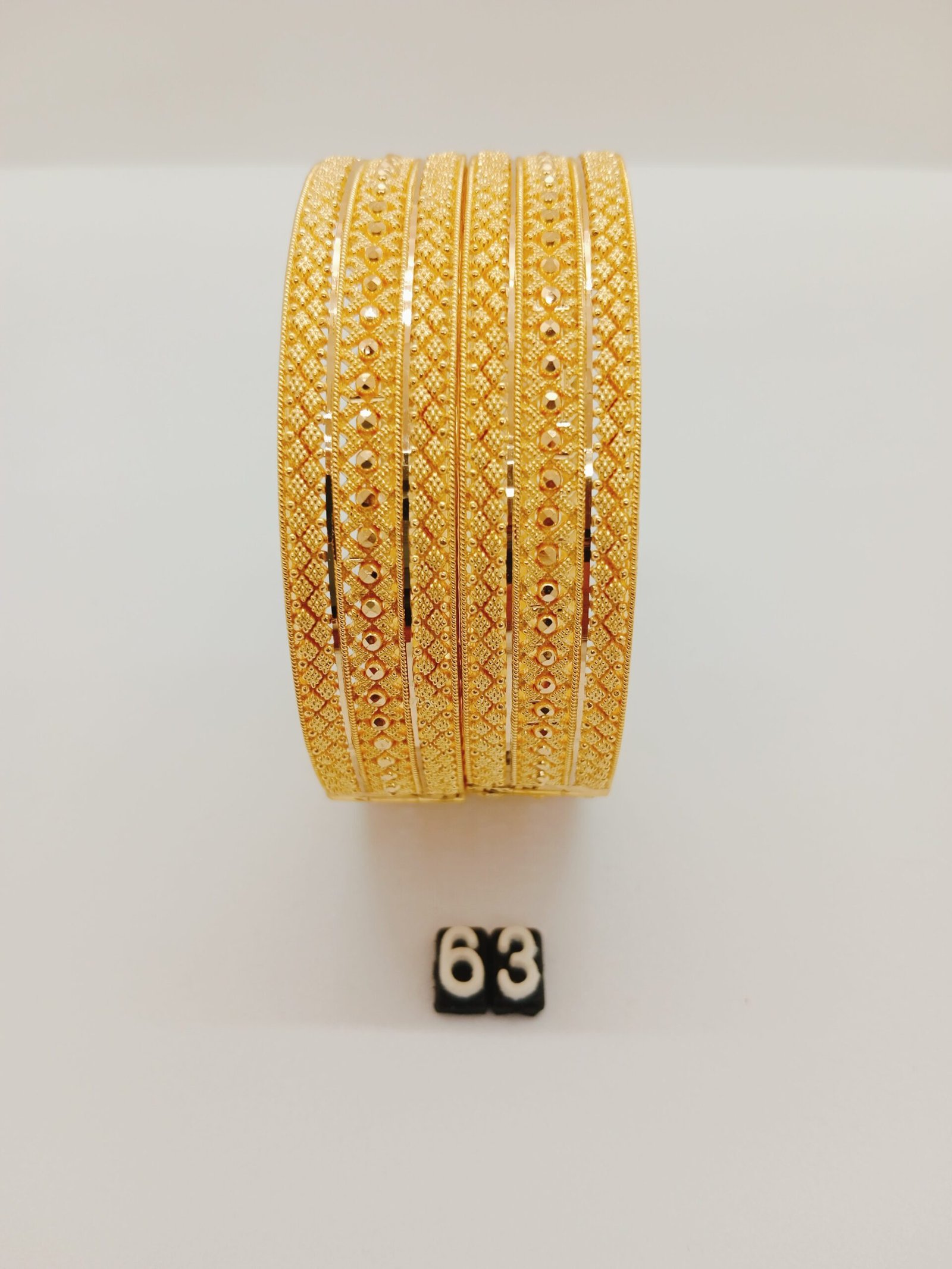 bpbm6.jpg Bangles - Image 1