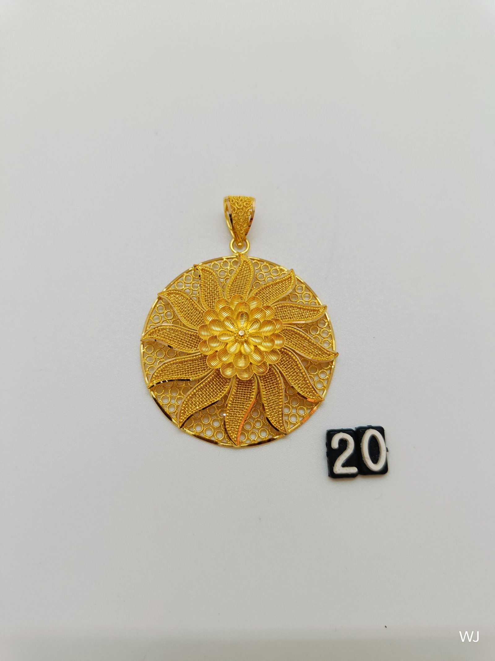 IMG20240731115922.jpg Pendant - Image 1