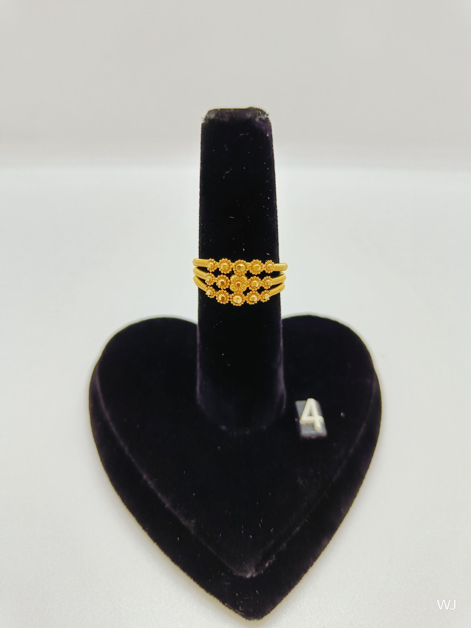 IMG20240829131230.jpg Studs - Image 1