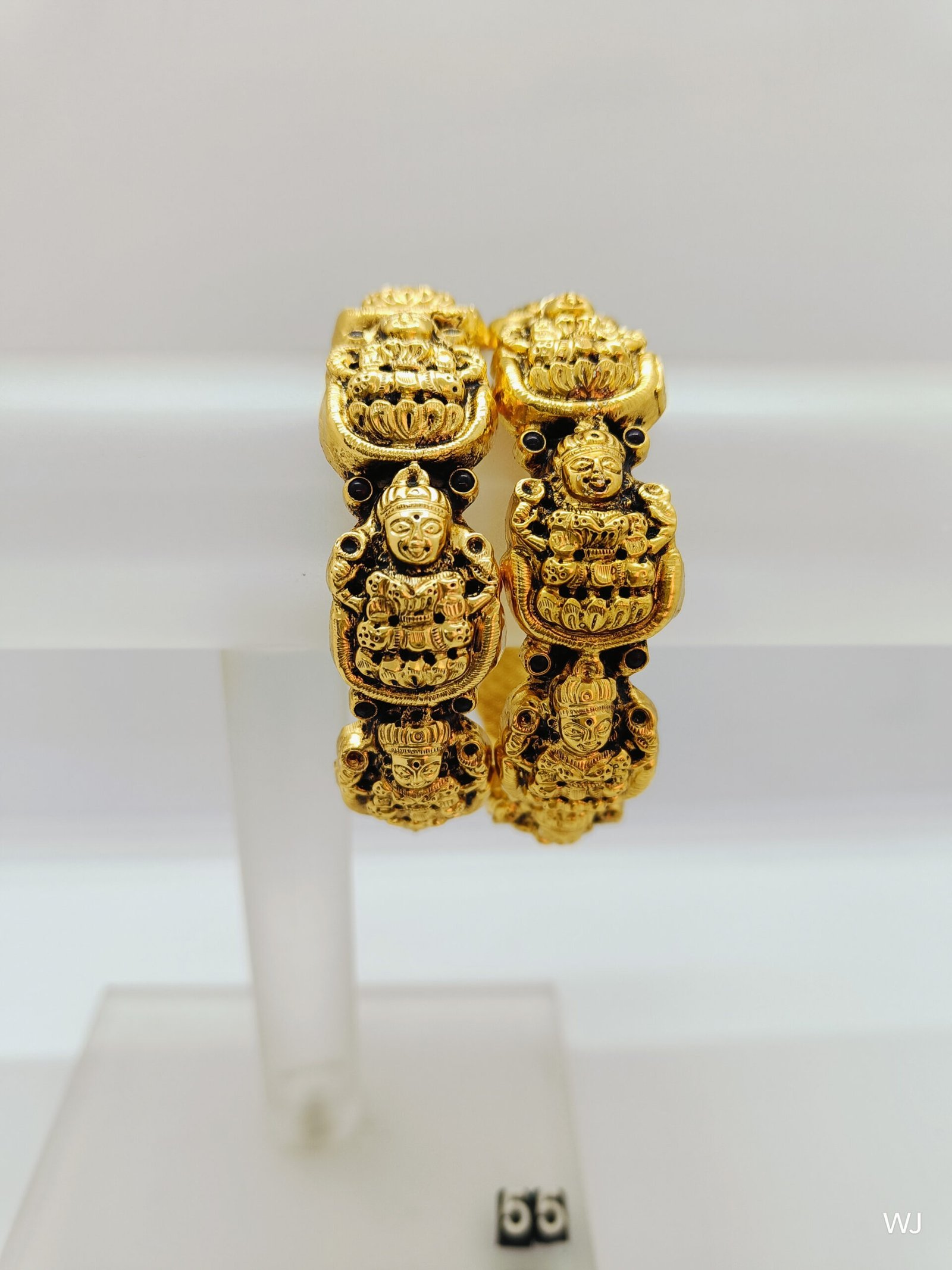 IMG20241129115641.jpg Silver - Image 1