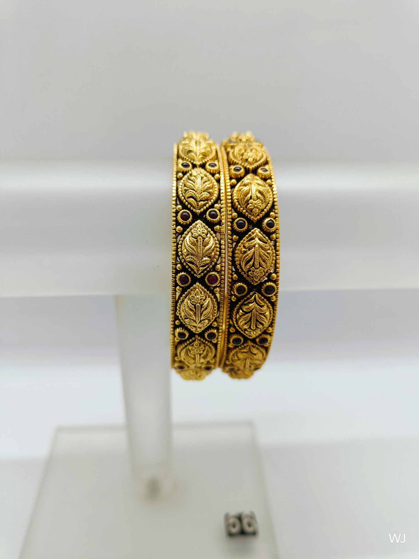 IMG20241129122411.jpg Silver - Image 1