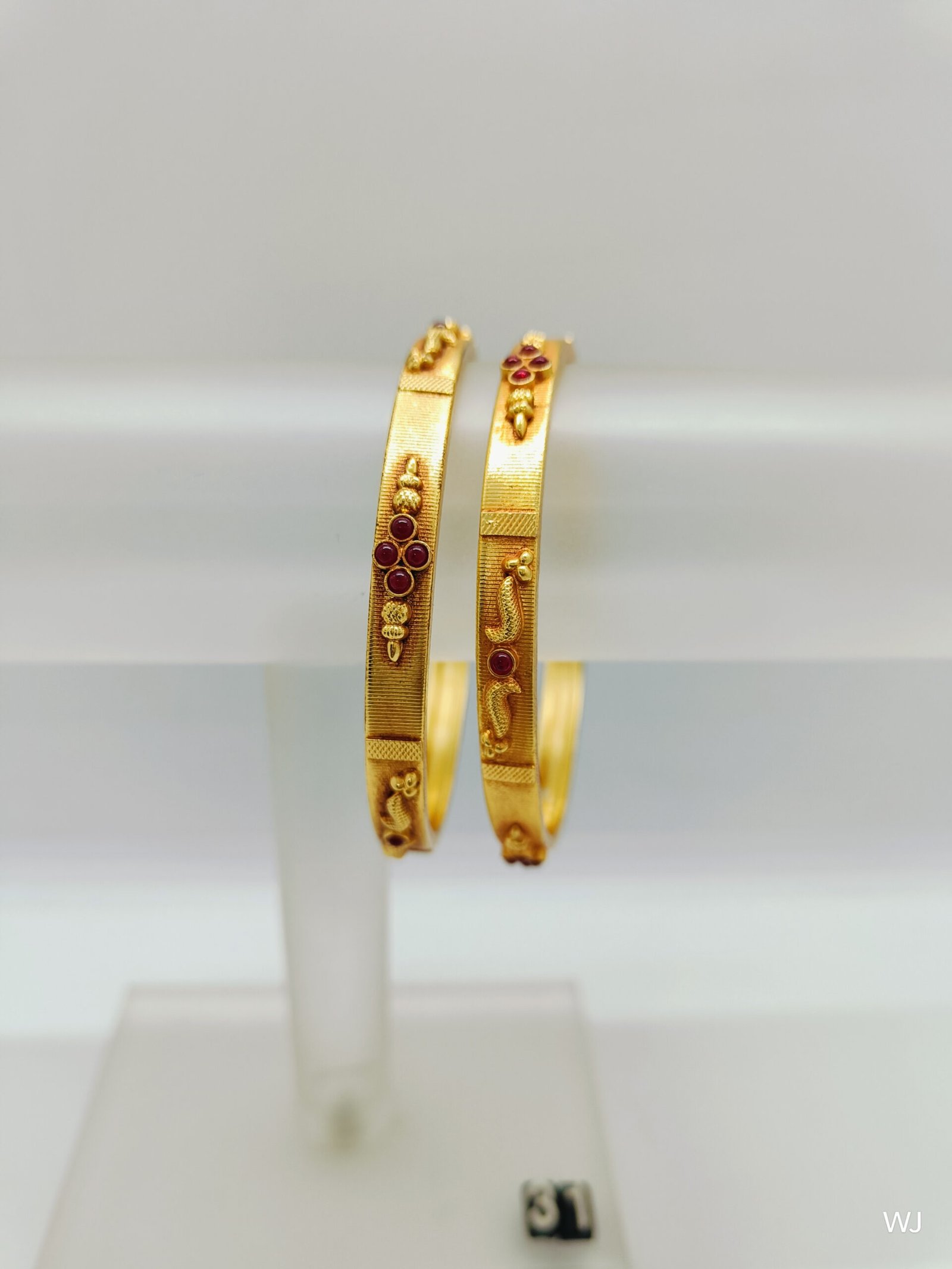 IMG20241129123055.jpg Silver - Image 1