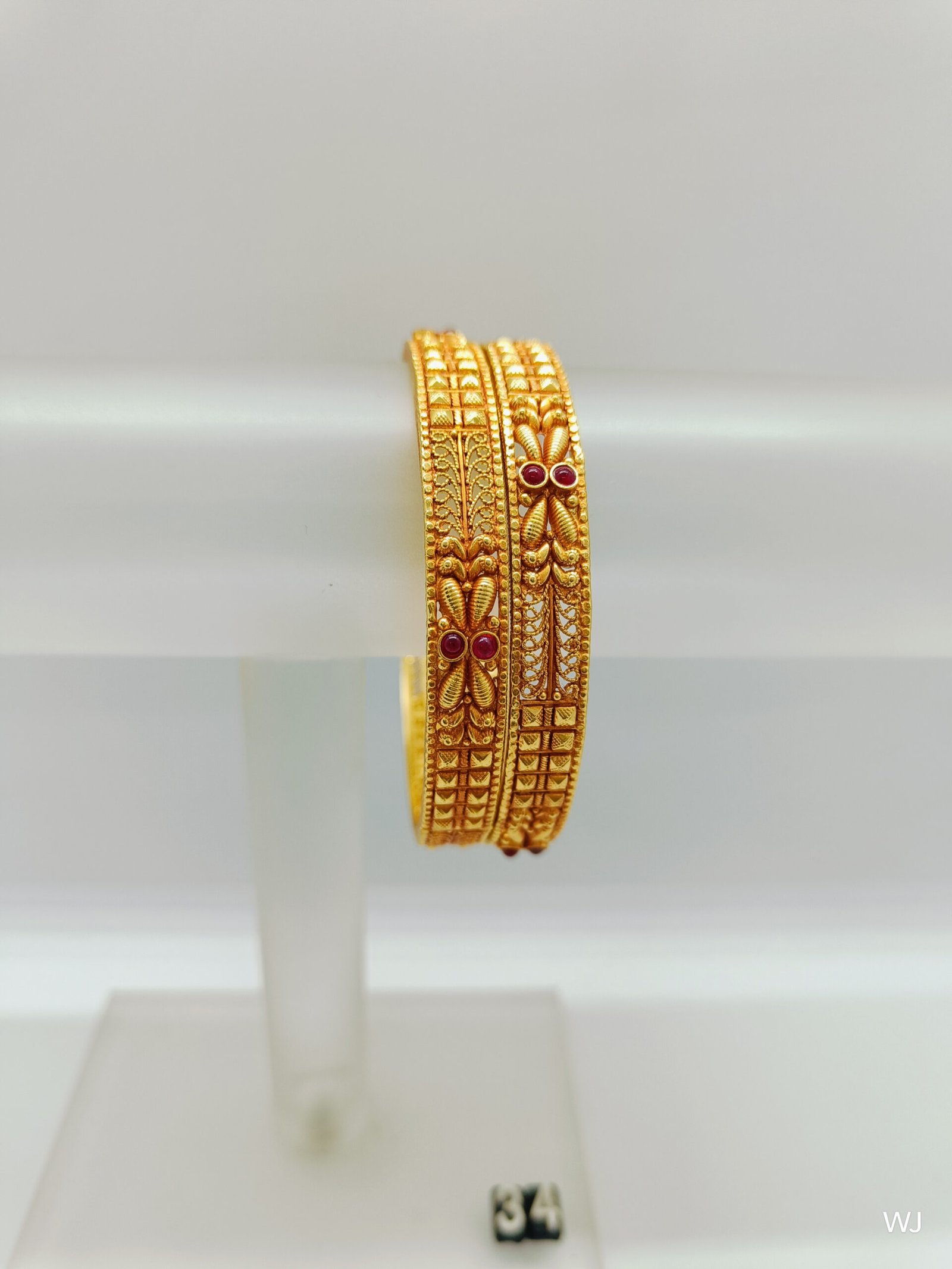 IMG20241129124026.jpg Silver - Image 1