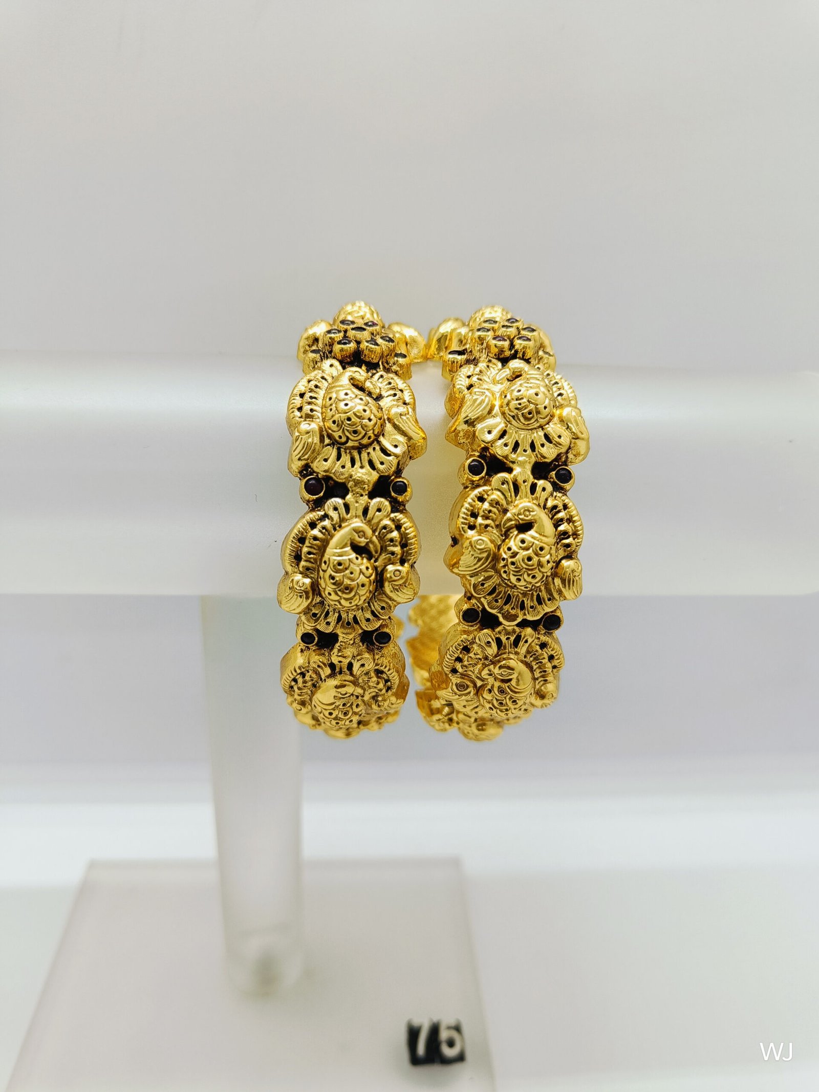 IMG20241129124128.jpg Silver - Image 1