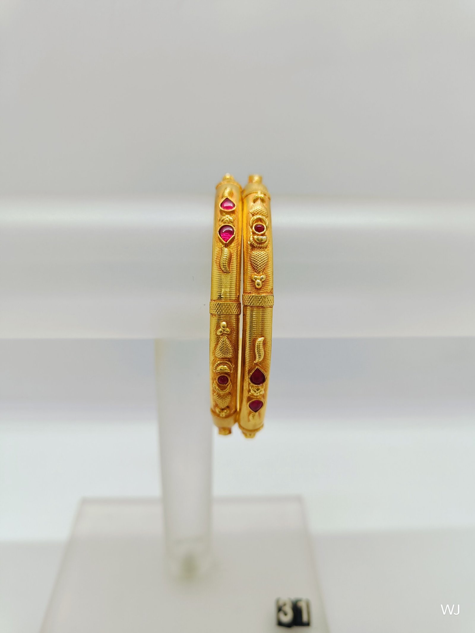 IMG20241129145137.jpg Silver - Image 1