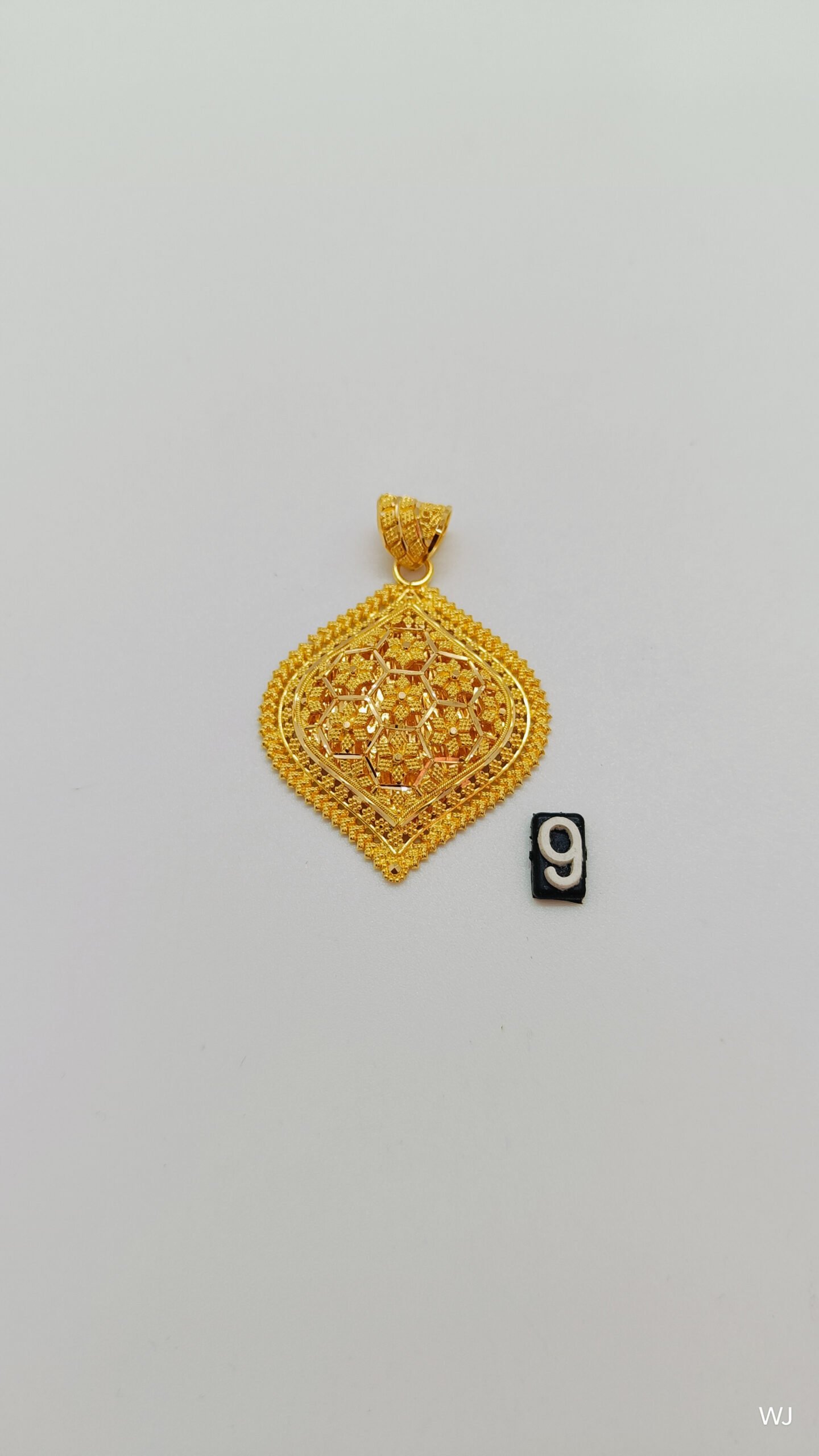 IMG20250224161007.jpg Pendant - Image 1