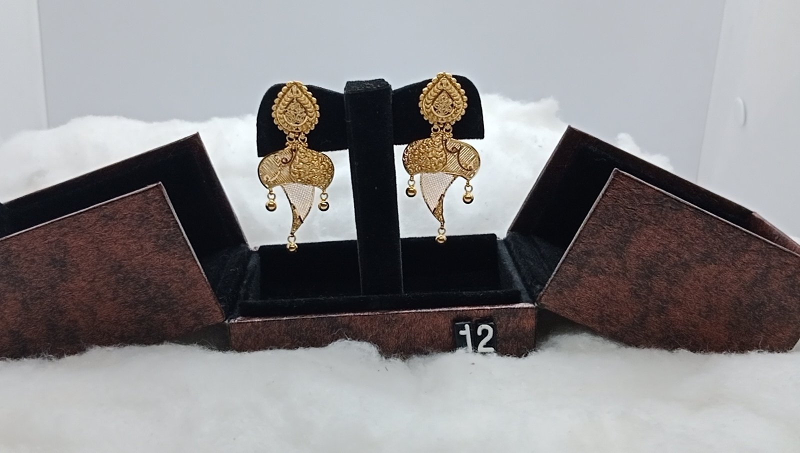 IMG_20230210_183552.jpg Chand Bali & Ear Rings - Image 1