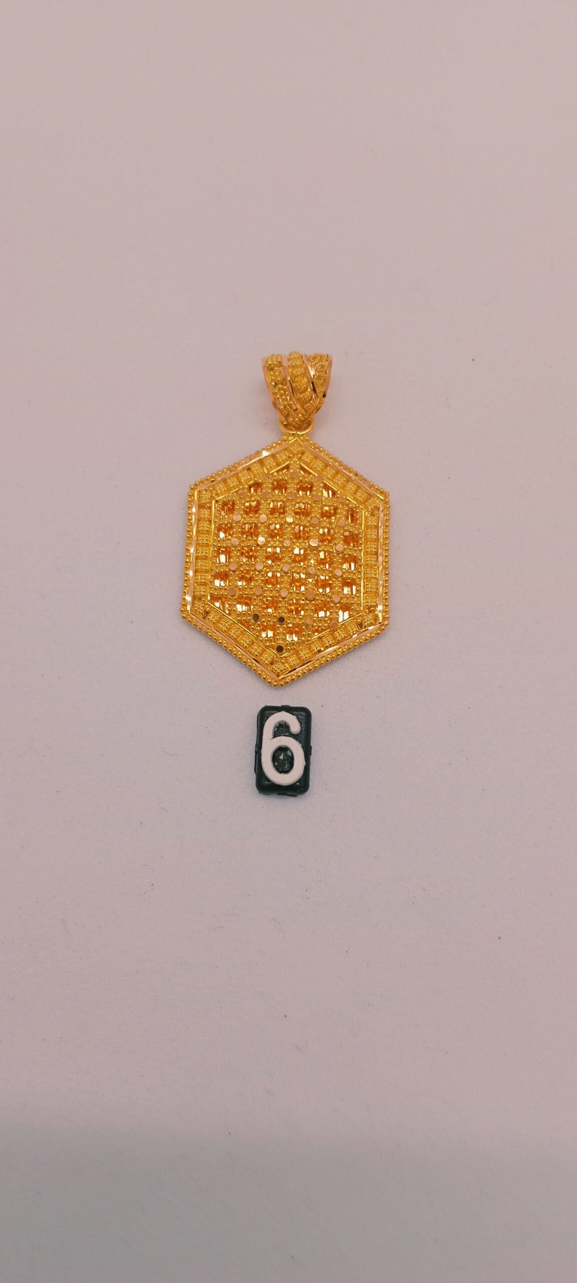 IMG_20230911_15561799240a28428378c1.jpg Pendant - Image 1