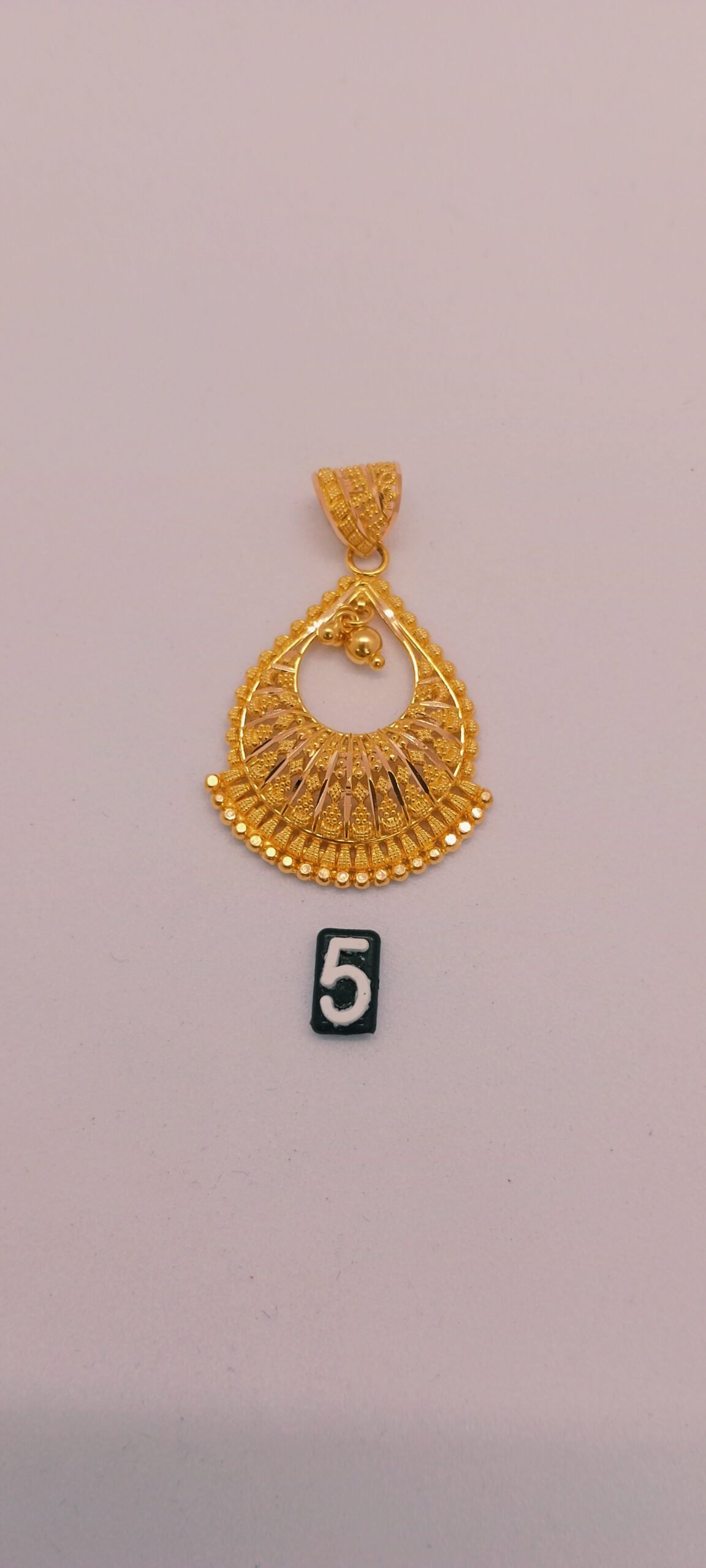 IMG_20230911_16020482acf083b579a40c.jpg Pendant - Image 1