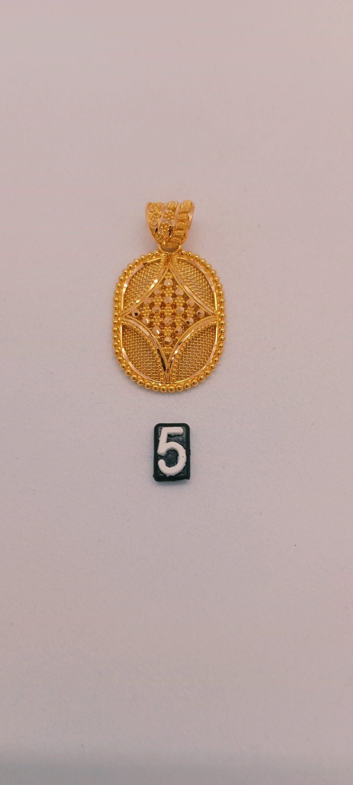 IMG_20230911_175618.jpg Pendant - Image 1