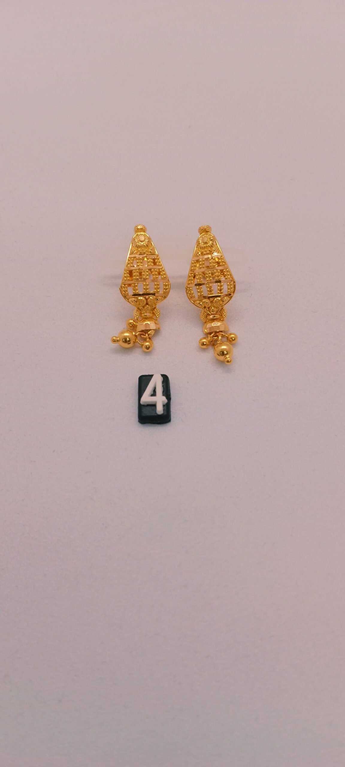 IMG_20230912_123116.jpg Chand Bali & Ear Rings - Image 1