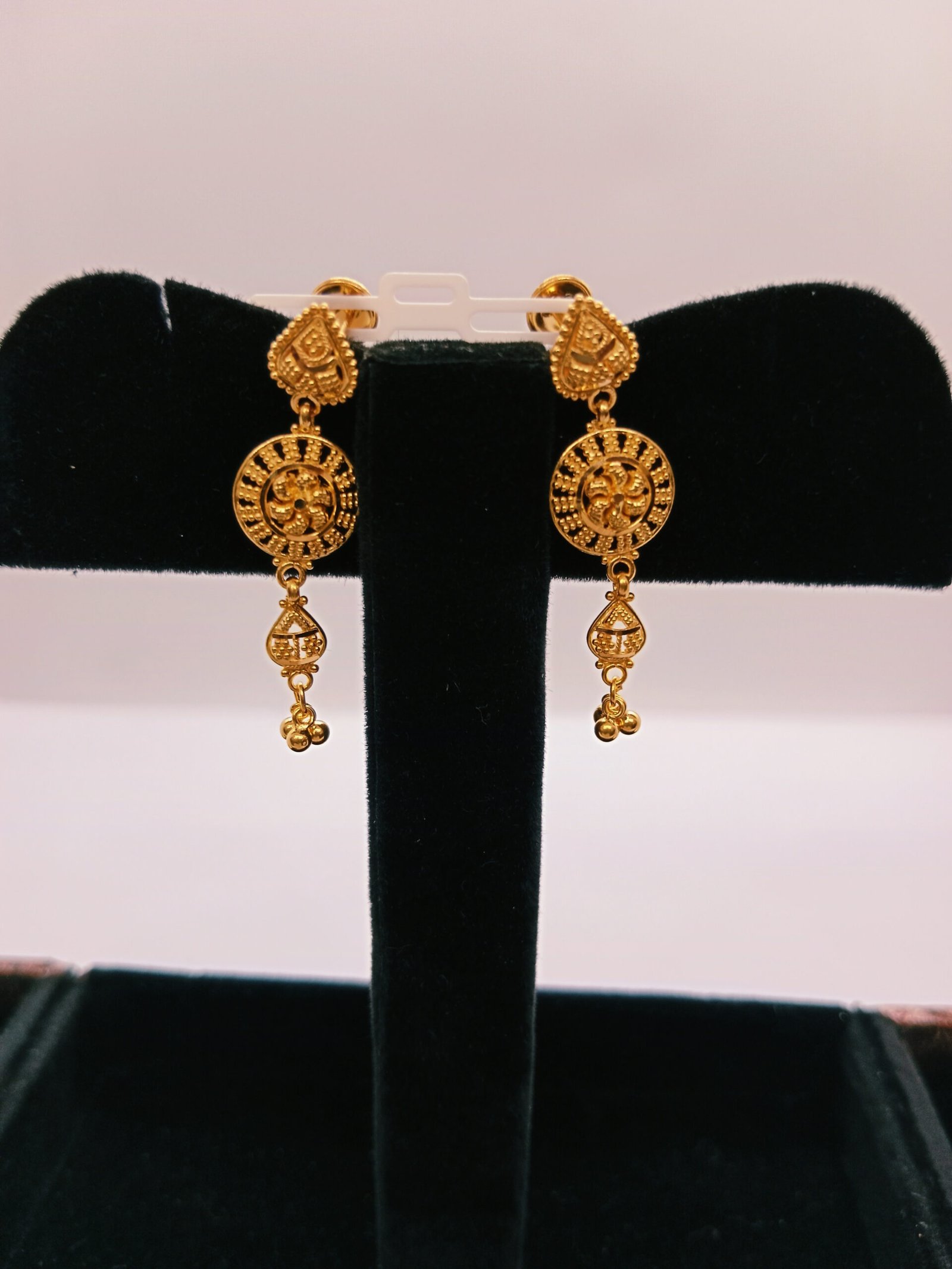 IMG_20230914_171214.jpg Chand Bali & Ear Rings - Image 1