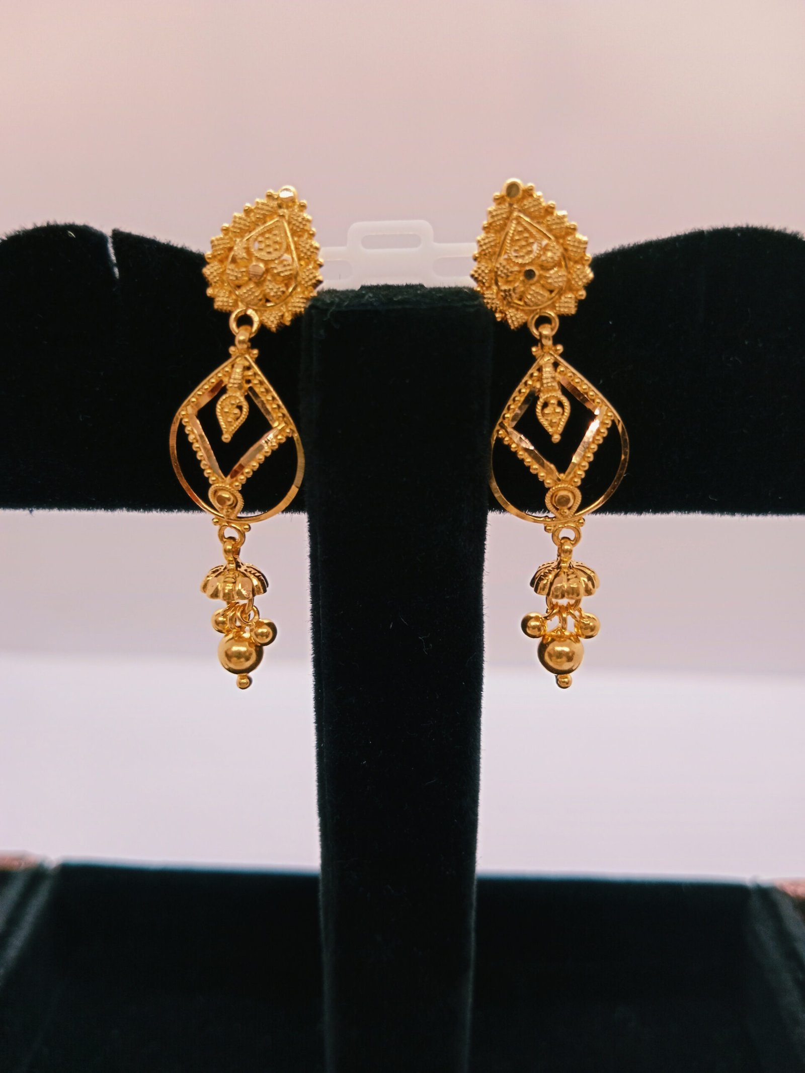 IMG_20230915_135522.jpg Chand Bali & Ear Rings - Image 1