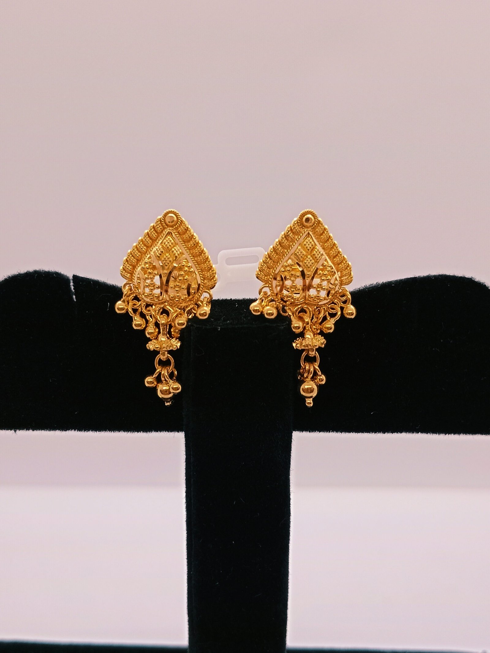 IMG_20230915_172549.jpg Chand Bali & Ear Rings - Image 1