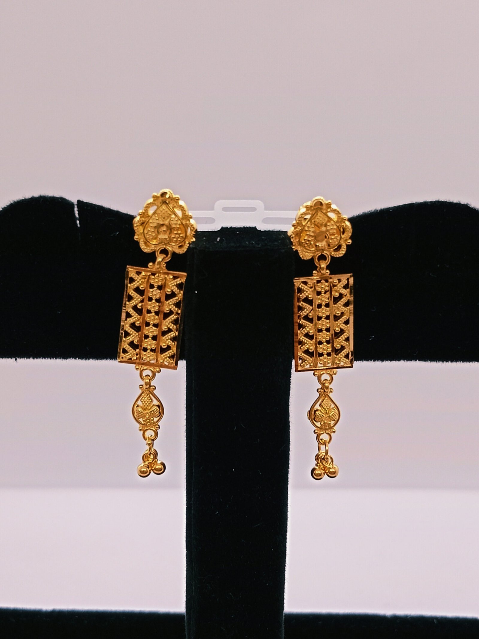 IMG_20230915_172712.jpg Chand Bali & Ear Rings - Image 1