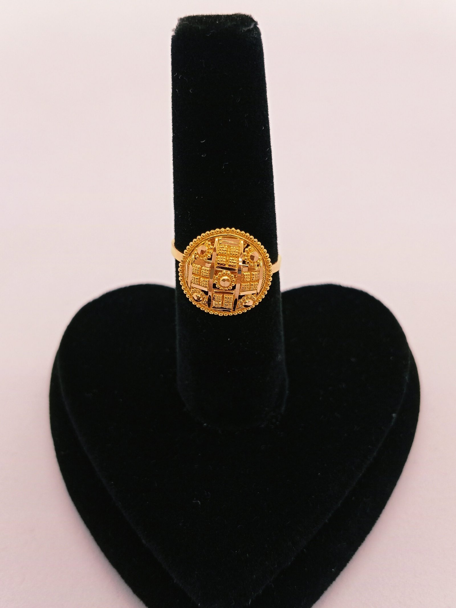 IMG_20231007_161308b17c7fe21bb70697.jpg Studs - Image 1