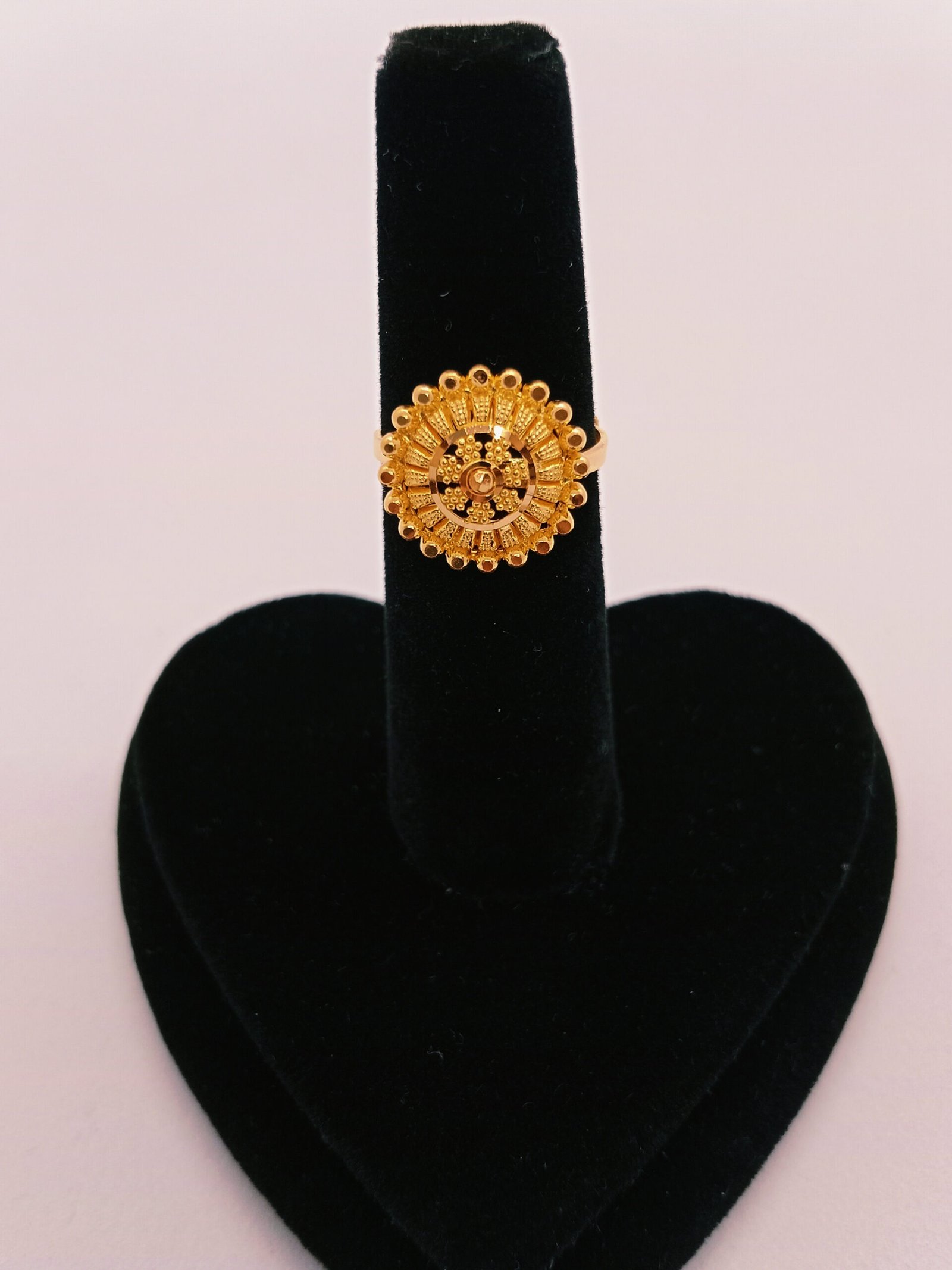 IMG_20231007_1613310cbaaae25aac5baf.jpg Studs - Image 1