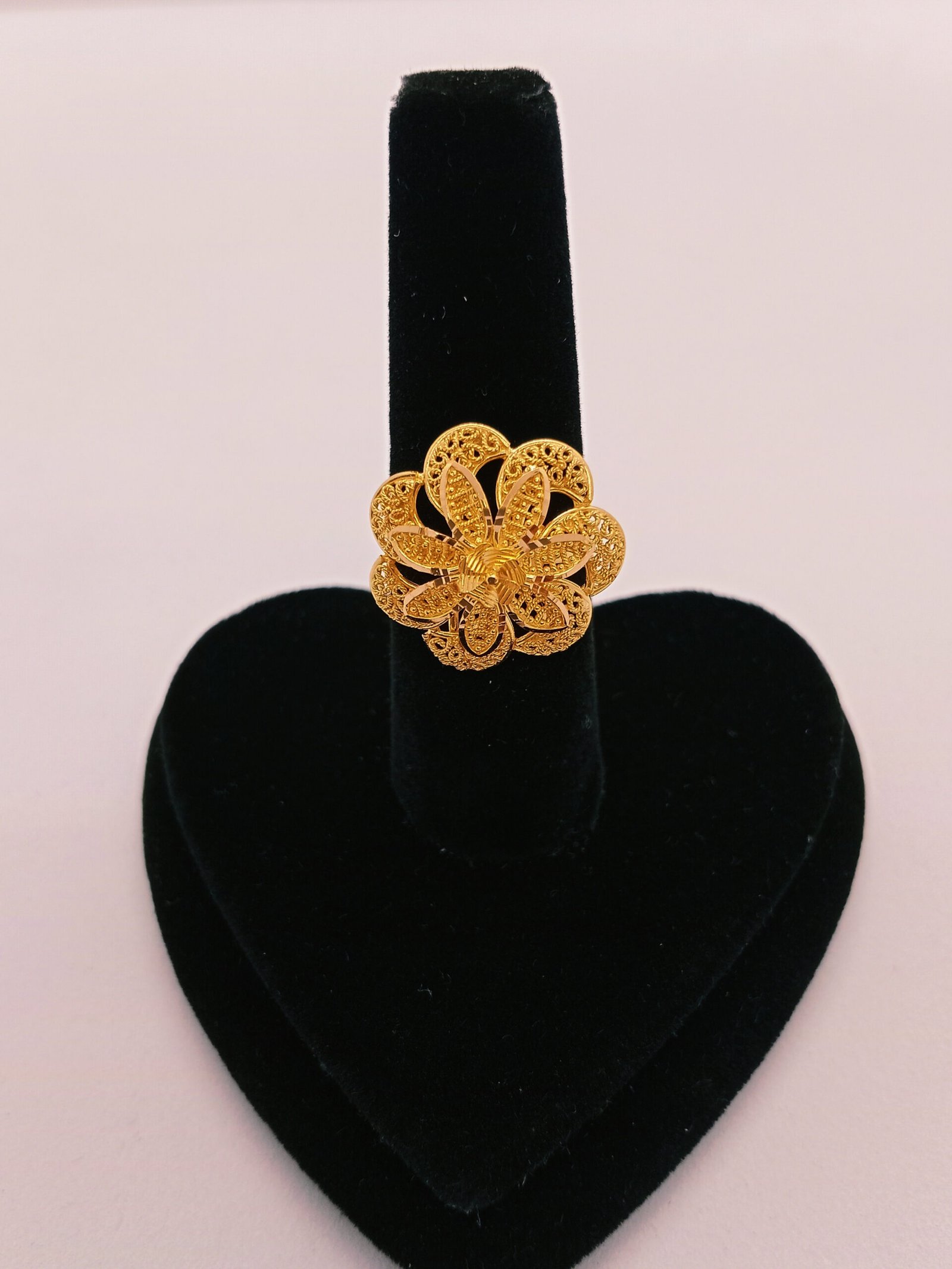 IMG_20231007_161436254dcc44bd492793.jpg Studs - Image 1