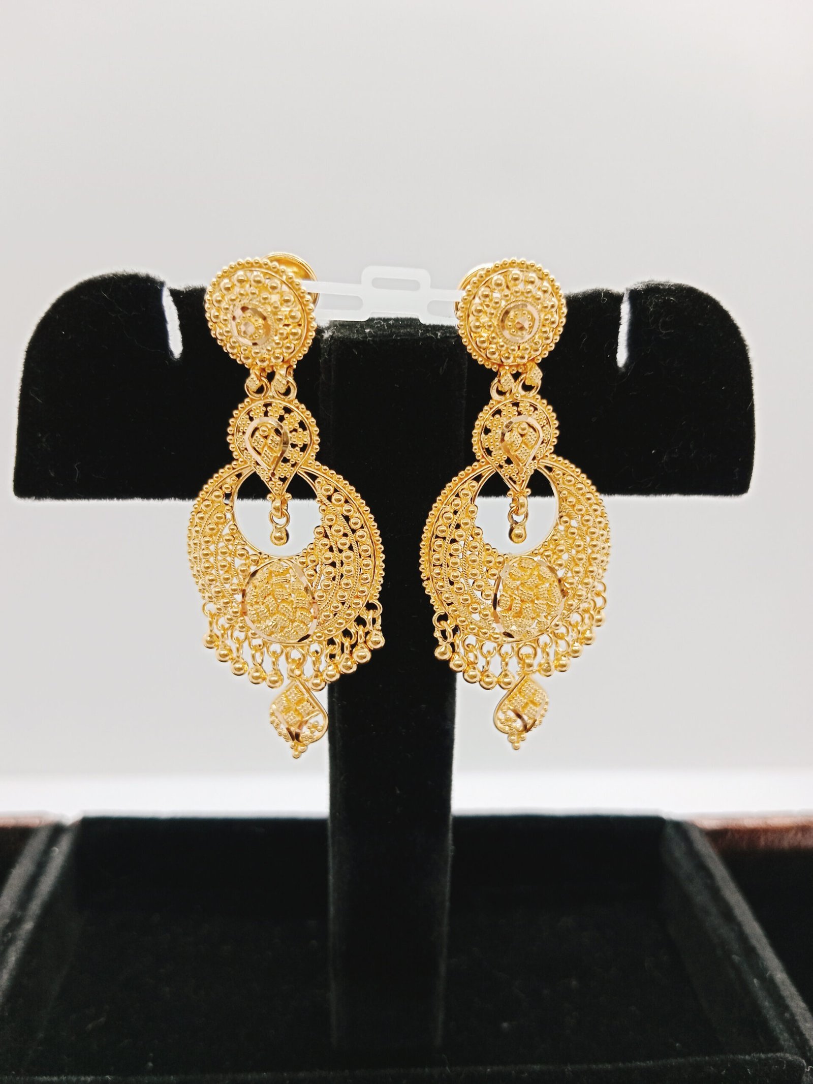IMG_20231202_172943.jpg Chand Bali & Ear Rings - Image 1