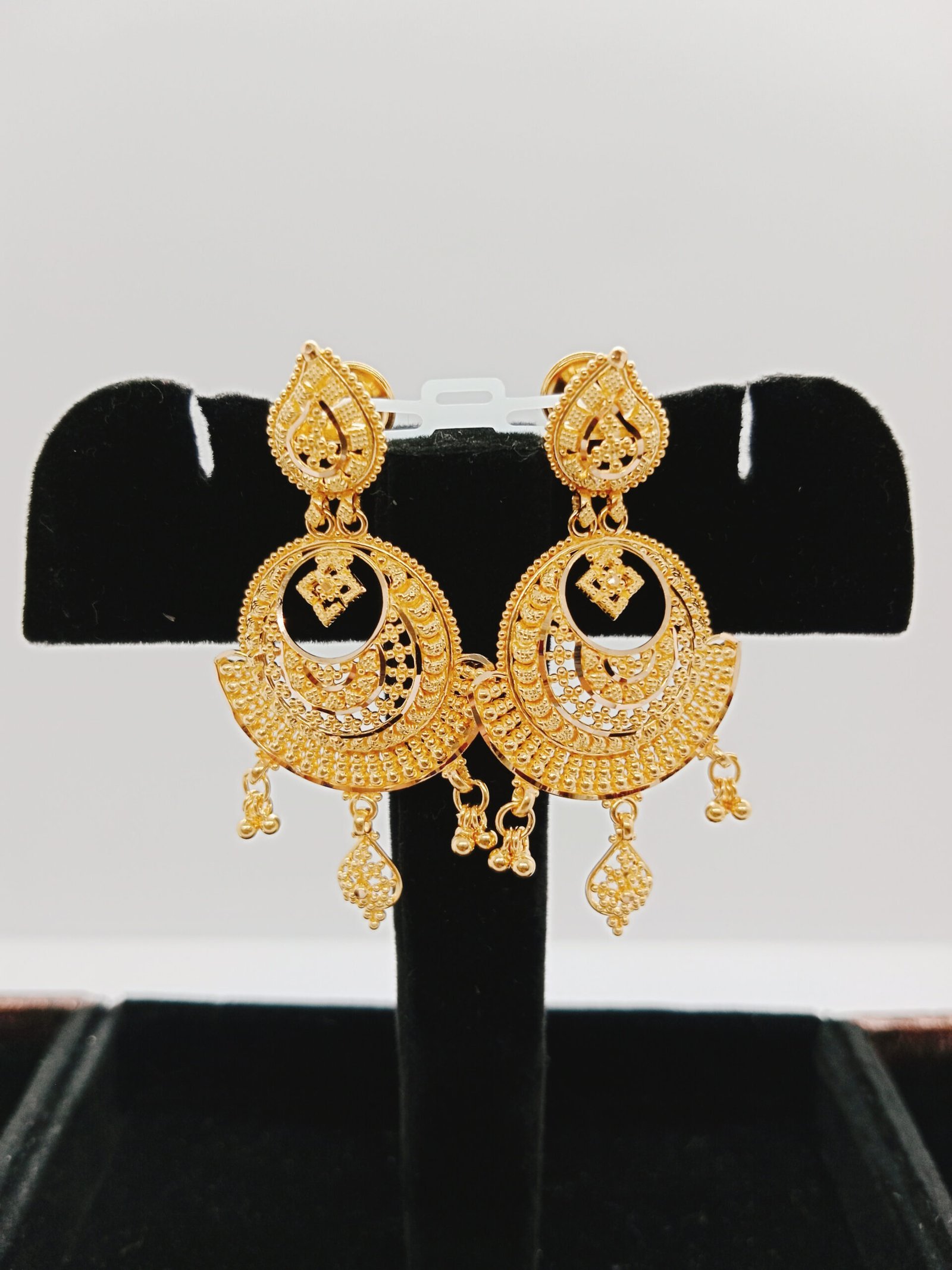 IMG_20231202_173330.jpg Chand Bali & Ear Rings - Image 1