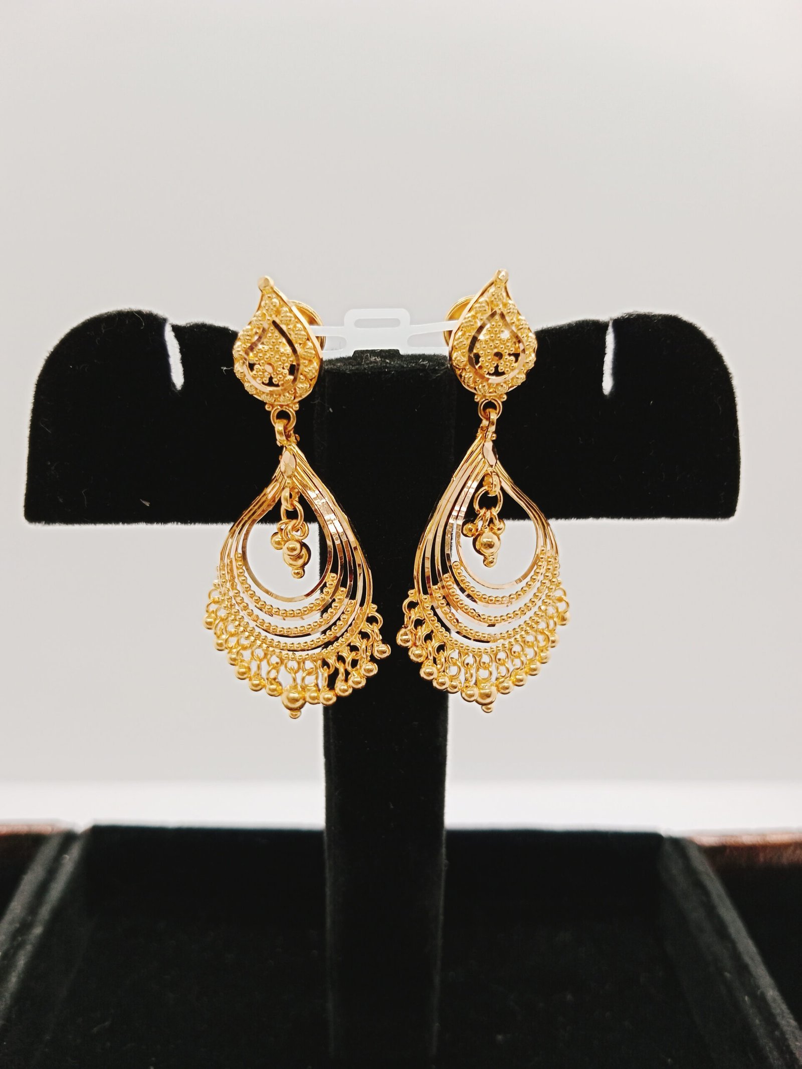 IMG_20231202_173433.jpg Chand Bali & Ear Rings - Image 1