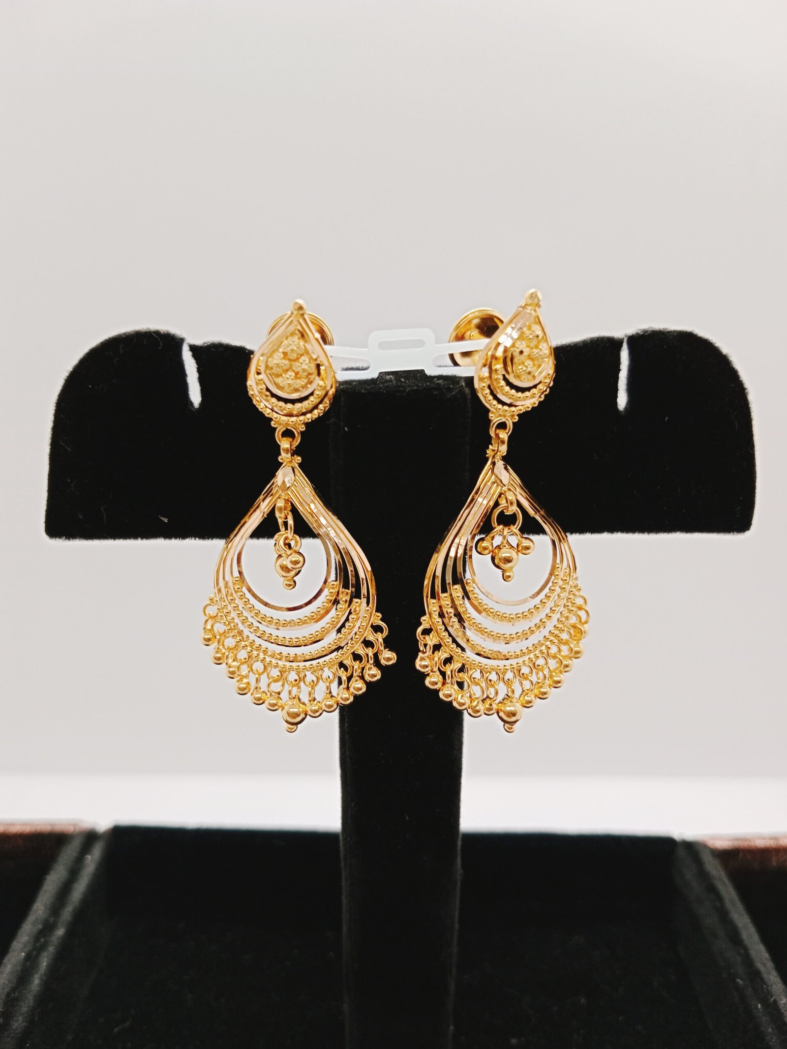 IMG_20231202_173507.jpg Chand Bali & Ear Rings - Image 1