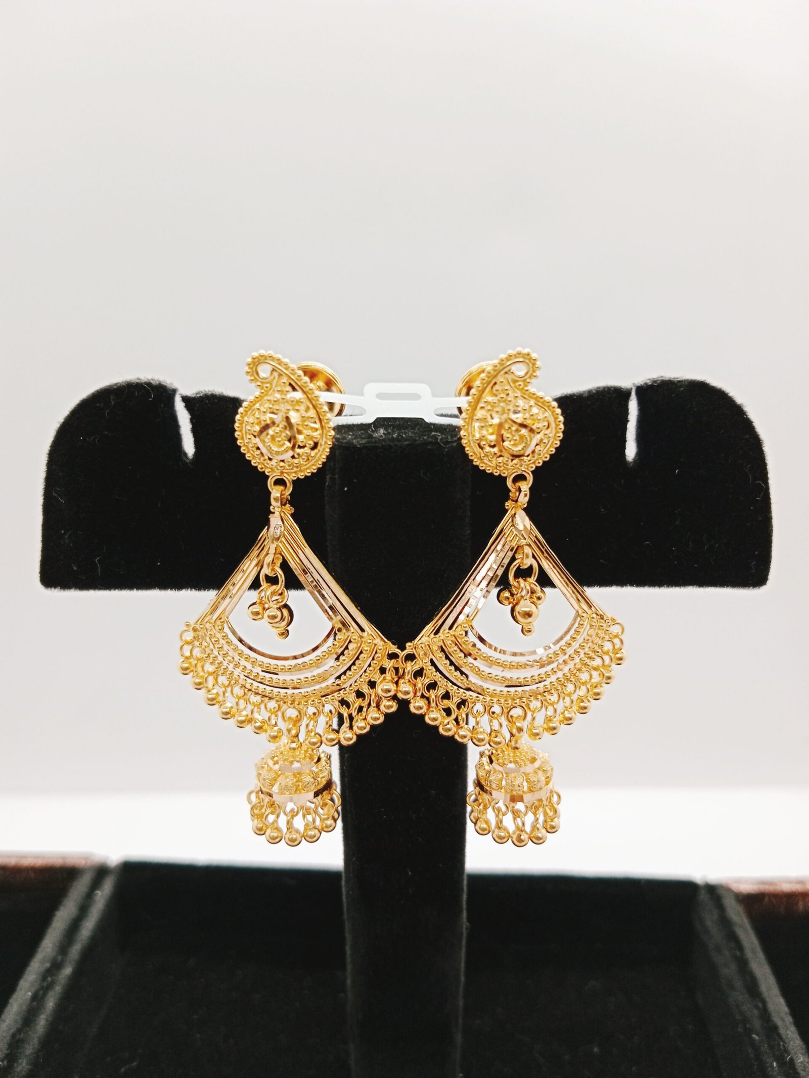 IMG_20231202_173710.jpg Chand Bali & Ear Rings - Image 1