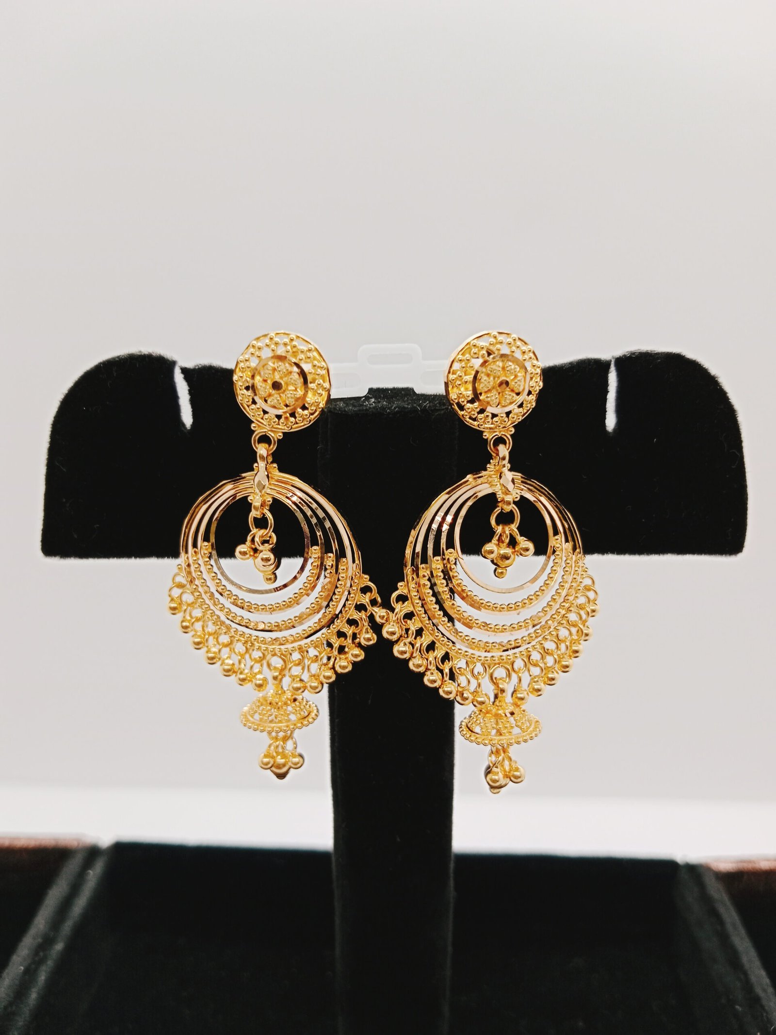 IMG_20231202_174106.jpg Chand Bali & Ear Rings - Image 1