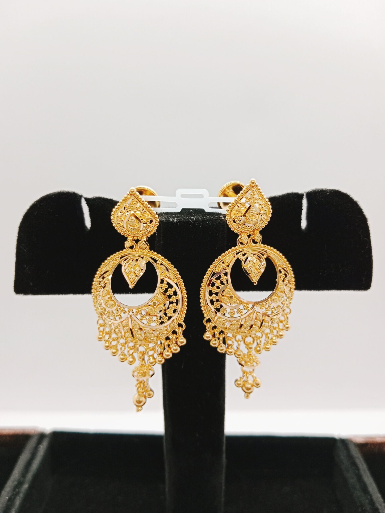 IMG_20231202_174321.jpg Chand Bali & Ear Rings - Image 1