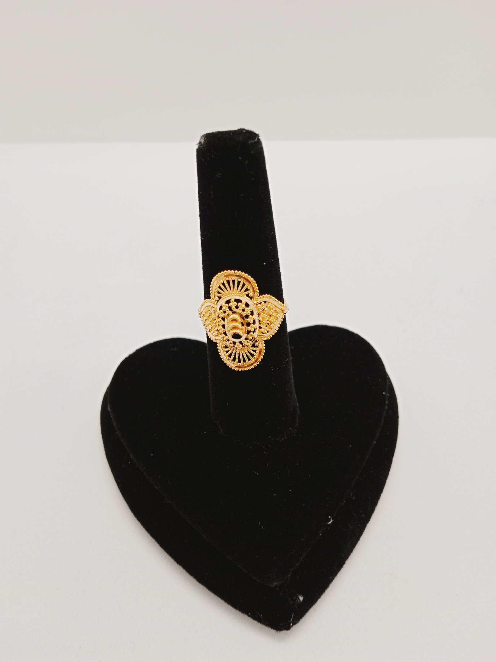 IMG_20231202_175634e1e81ac13a8e7ce1.jpg Ring - Image 1