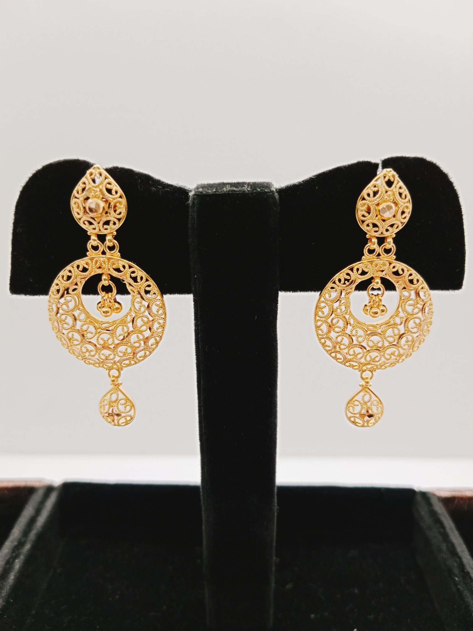 IMG_20231219_174025.jpg Chand Bali & Ear Rings - Image 1