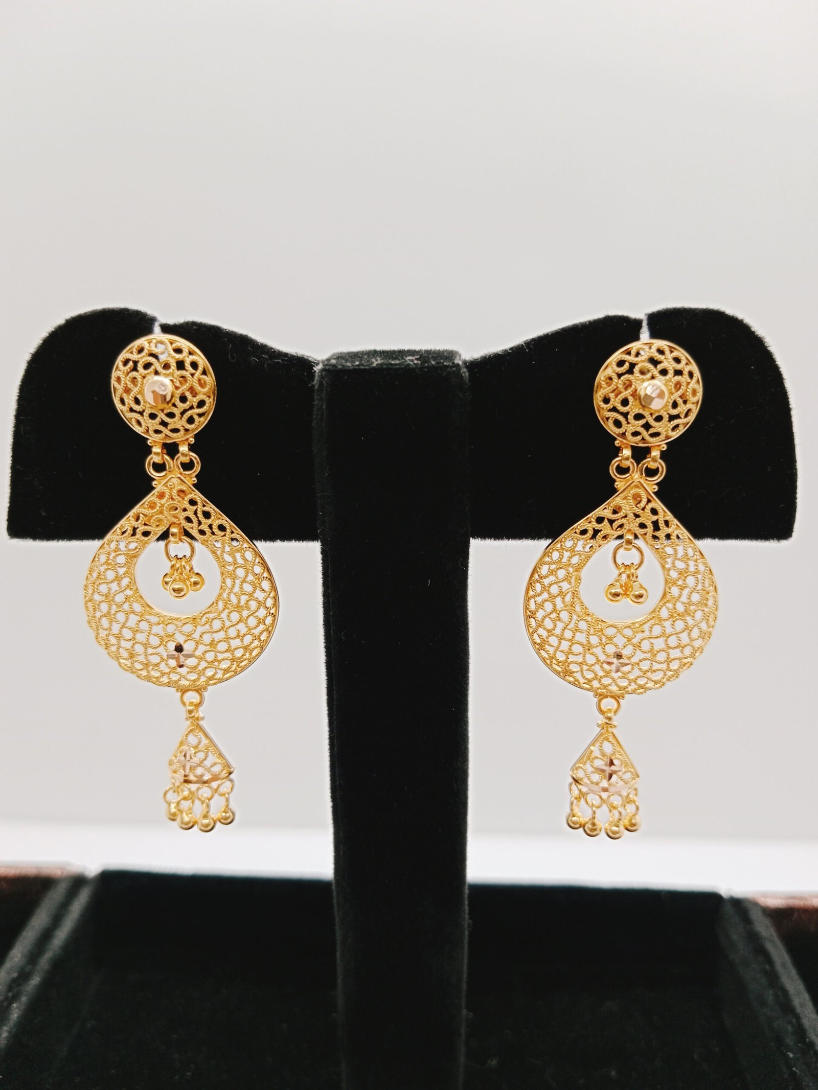 IMG_20231219_174108.jpg Chand Bali & Ear Rings - Image 1