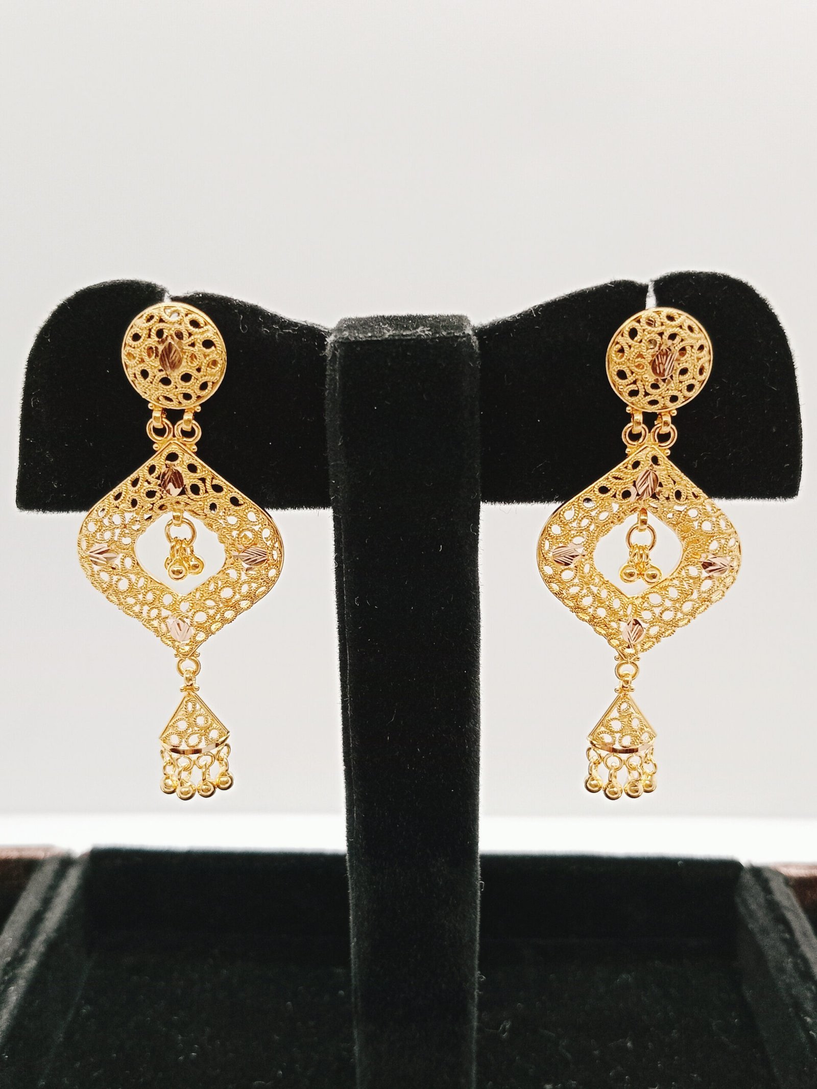 IMG_20231219_175559.jpg Chand Bali & Ear Rings - Image 1
