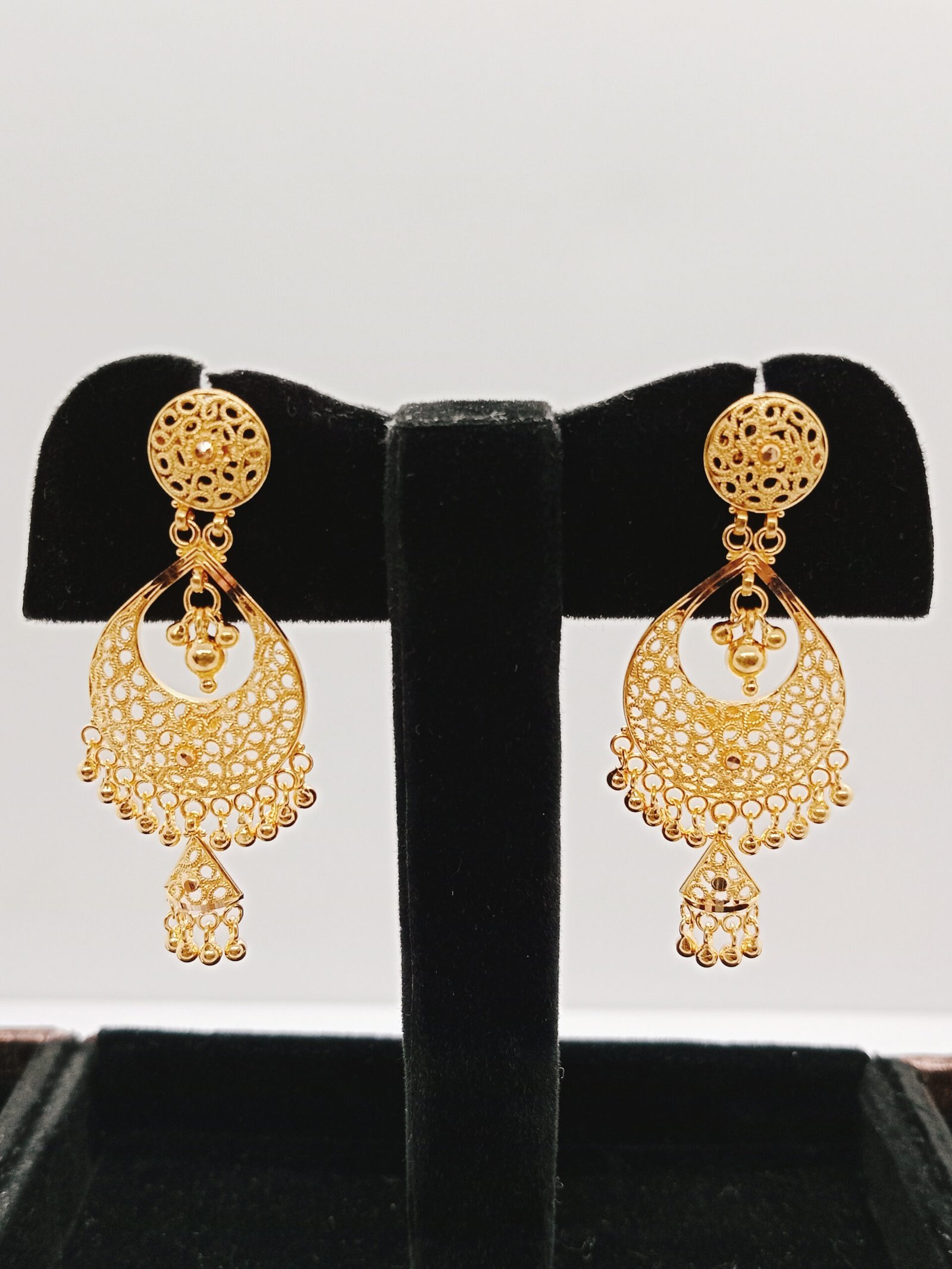 IMG_20231219_175726.jpg Chand Bali & Ear Rings - Image 1