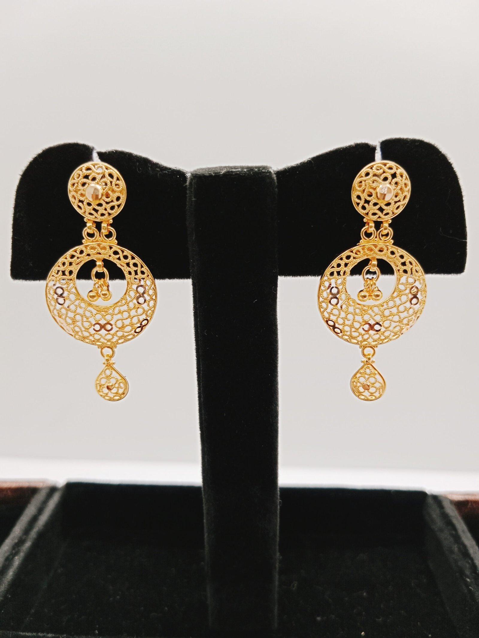 IMG_20231219_180556.jpg Chand Bali & Ear Rings - Image 1