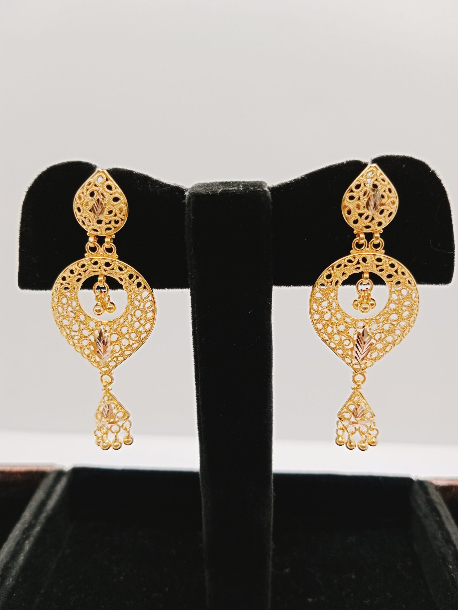 IMG_20231219_180754.jpg Chand Bali & Ear Rings - Image 1