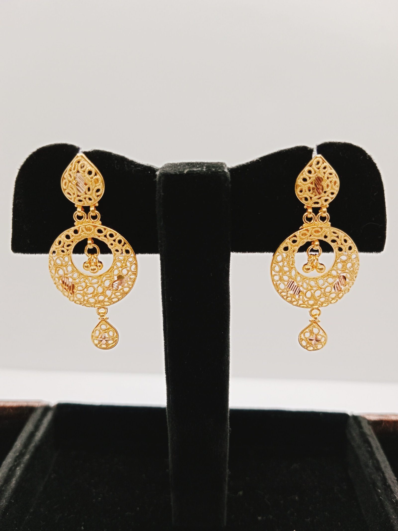 IMG_20231219_180921.jpg Chand Bali & Ear Rings - Image 1