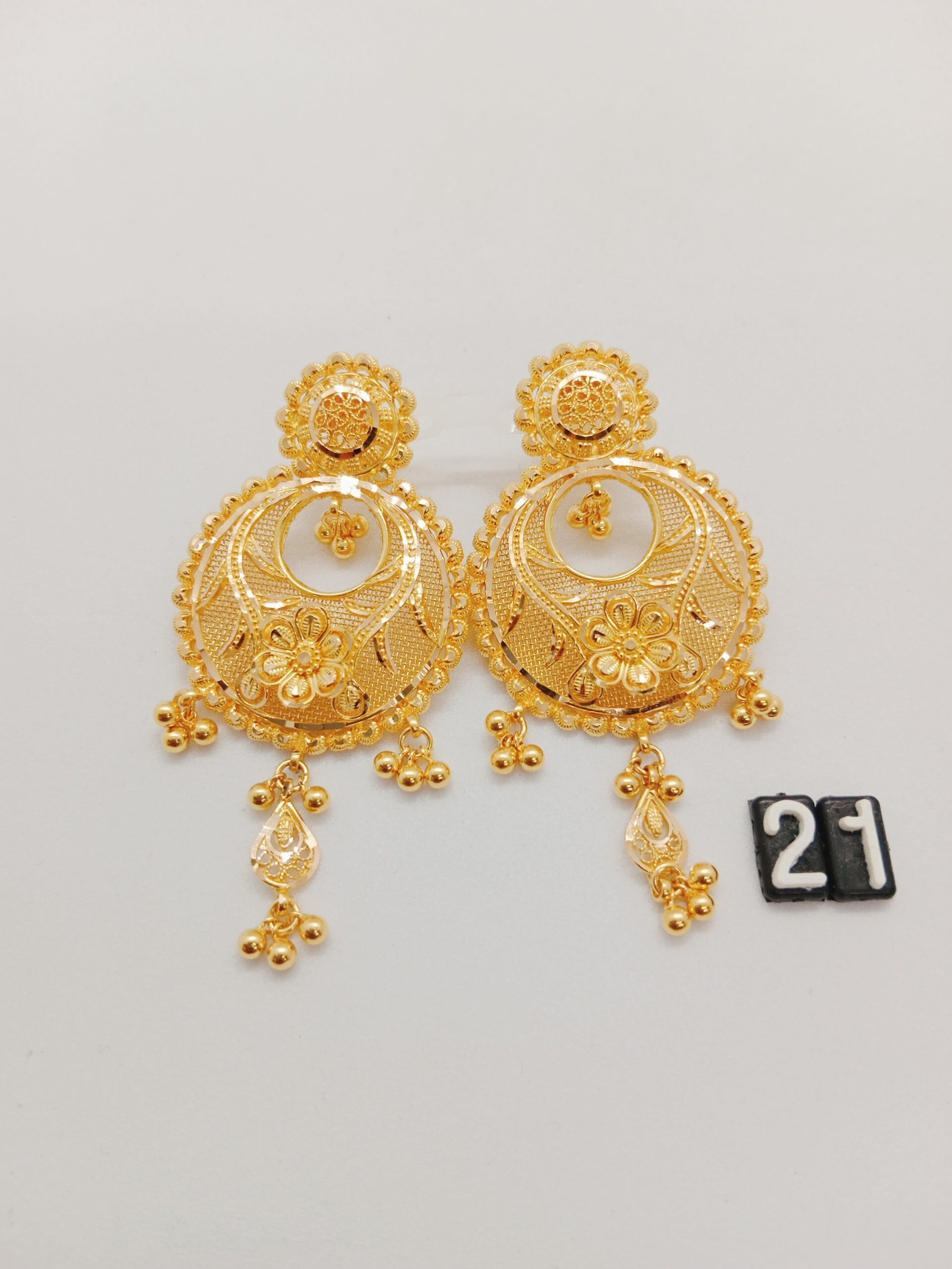 IMG_20231226_173800.jpg Chand Bali & Ear Rings - Image 1