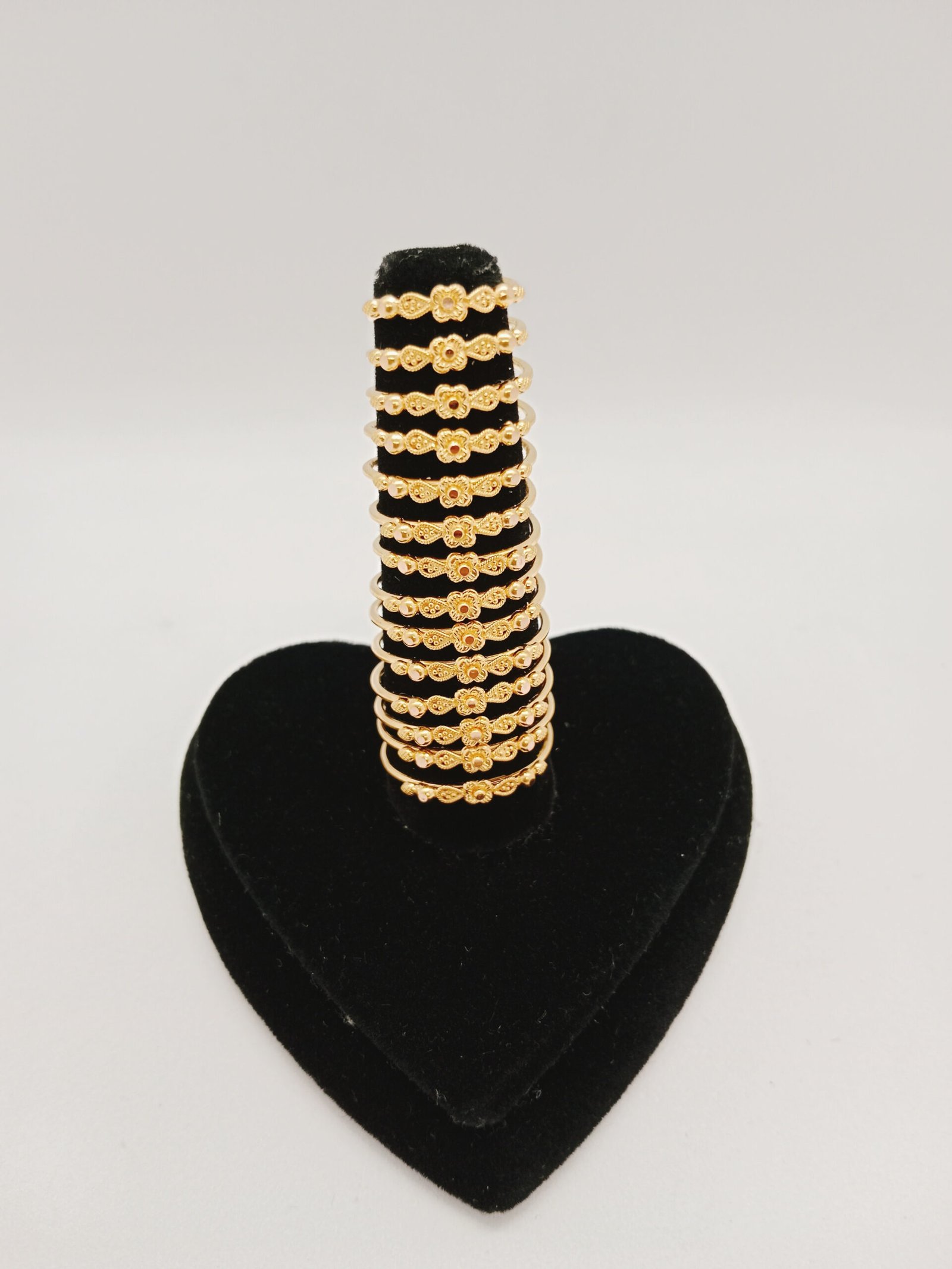 IMG_20240131_155923.jpg Studs - Image 1